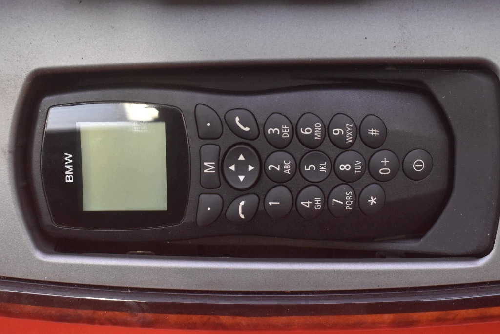 passenger compartment of the dashboard consoles TELEFON 7032886 BMW E65 E66 01-05