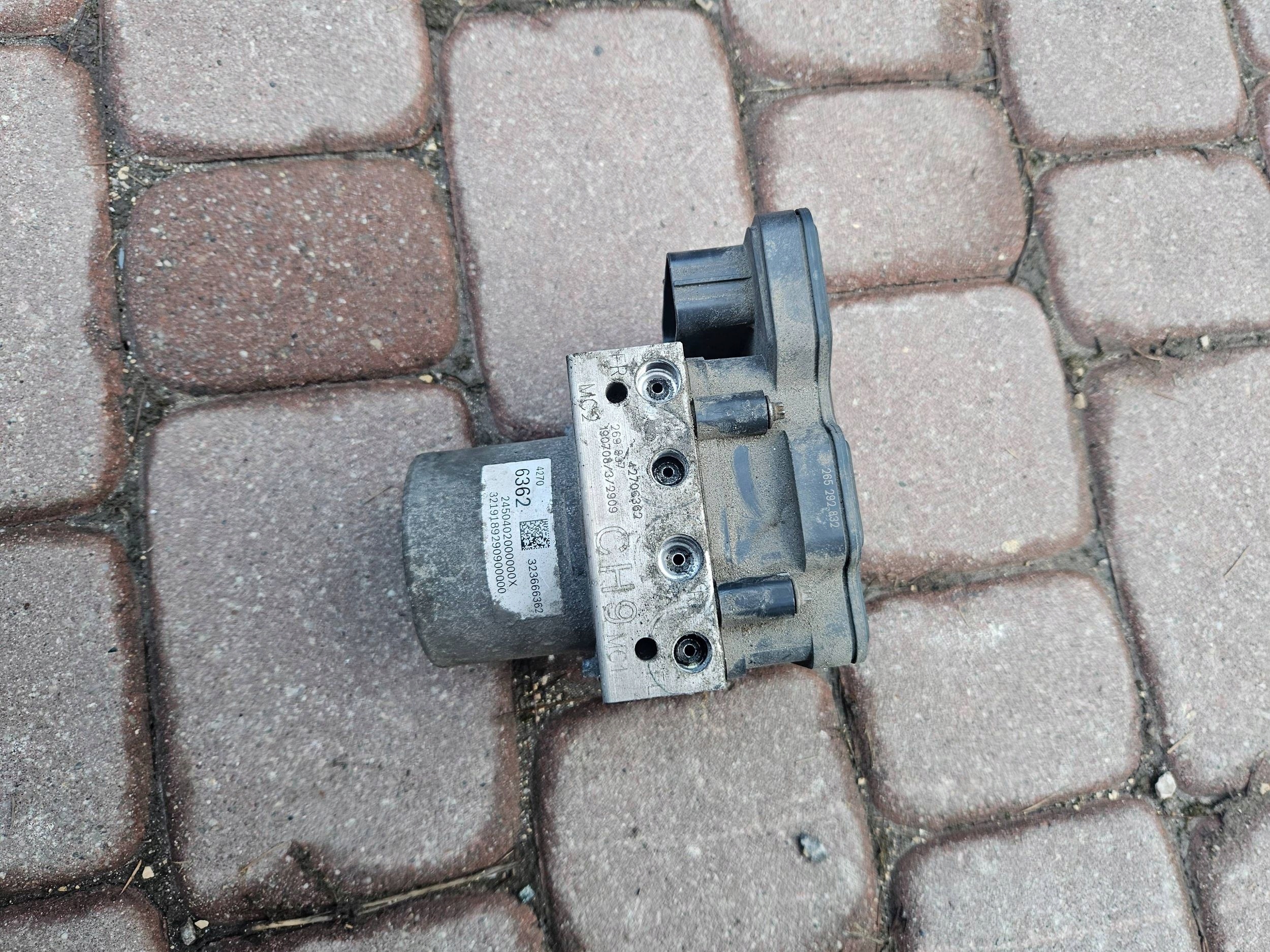 pump control unit module brake ABS CH9 Opel Astra K 42706362