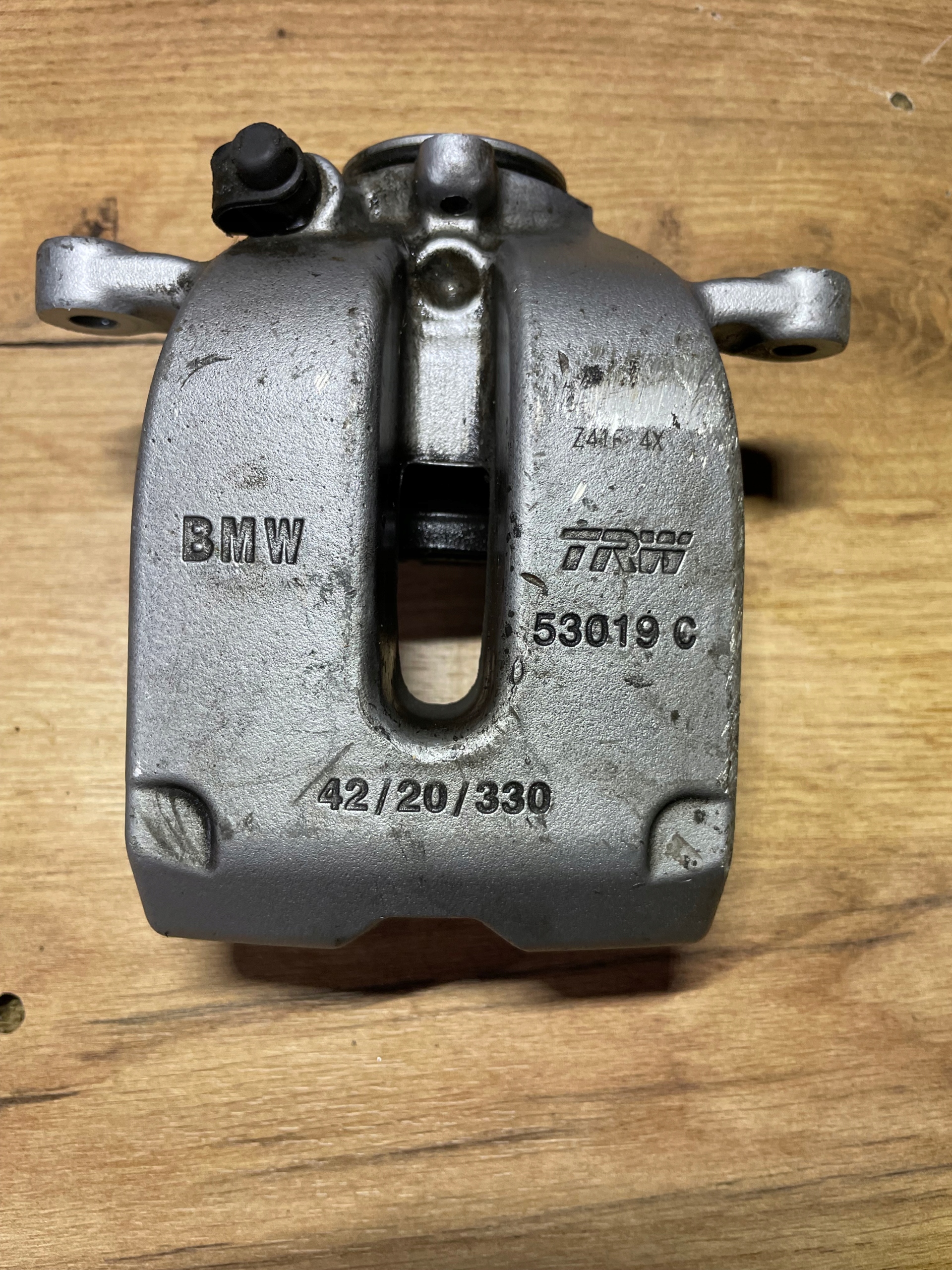 BMW G30 G31 caliper brake right rear part 42/20/330