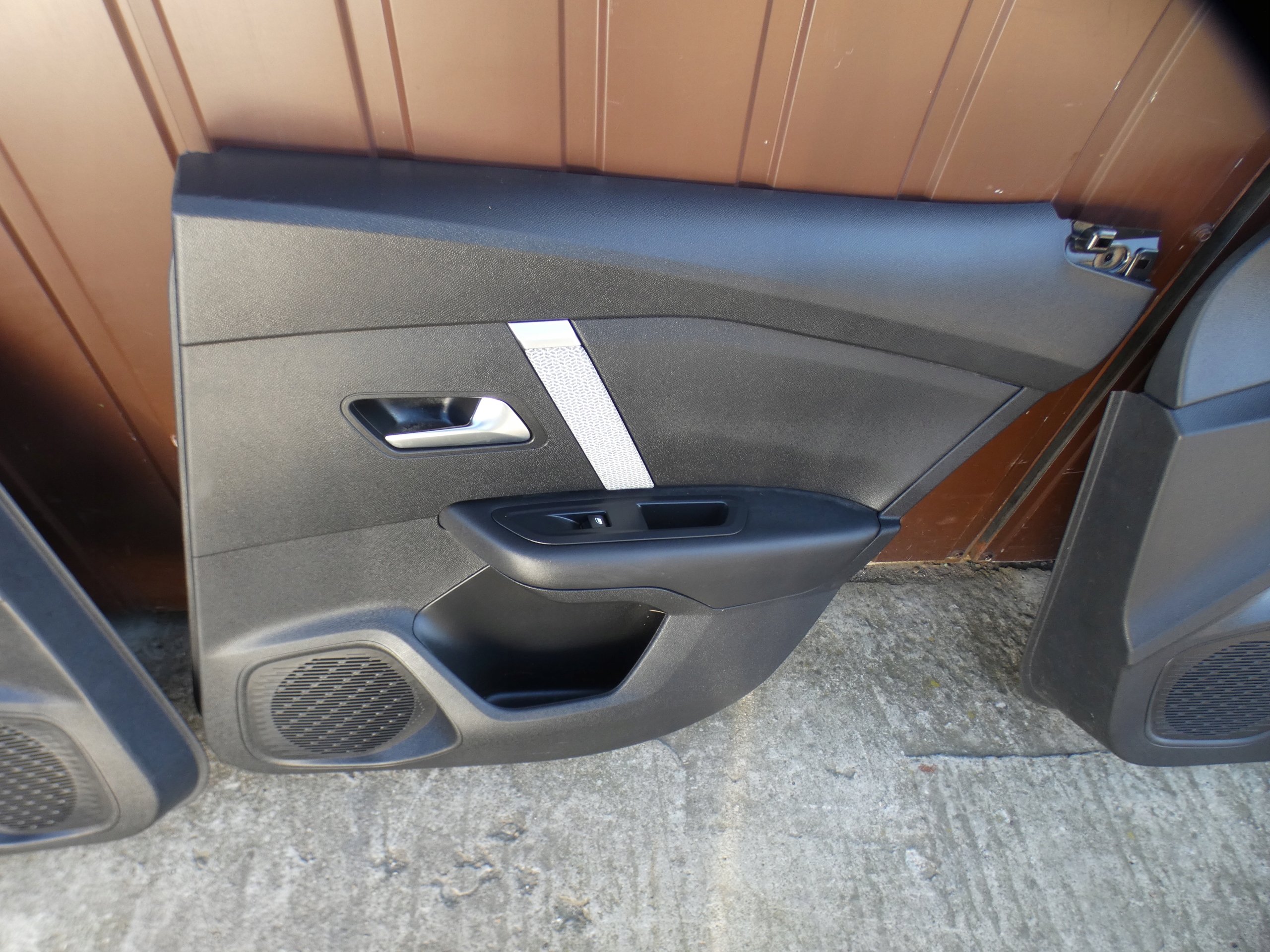 upholstery side for door CITROEN C4 III 2021r KOMPLET
