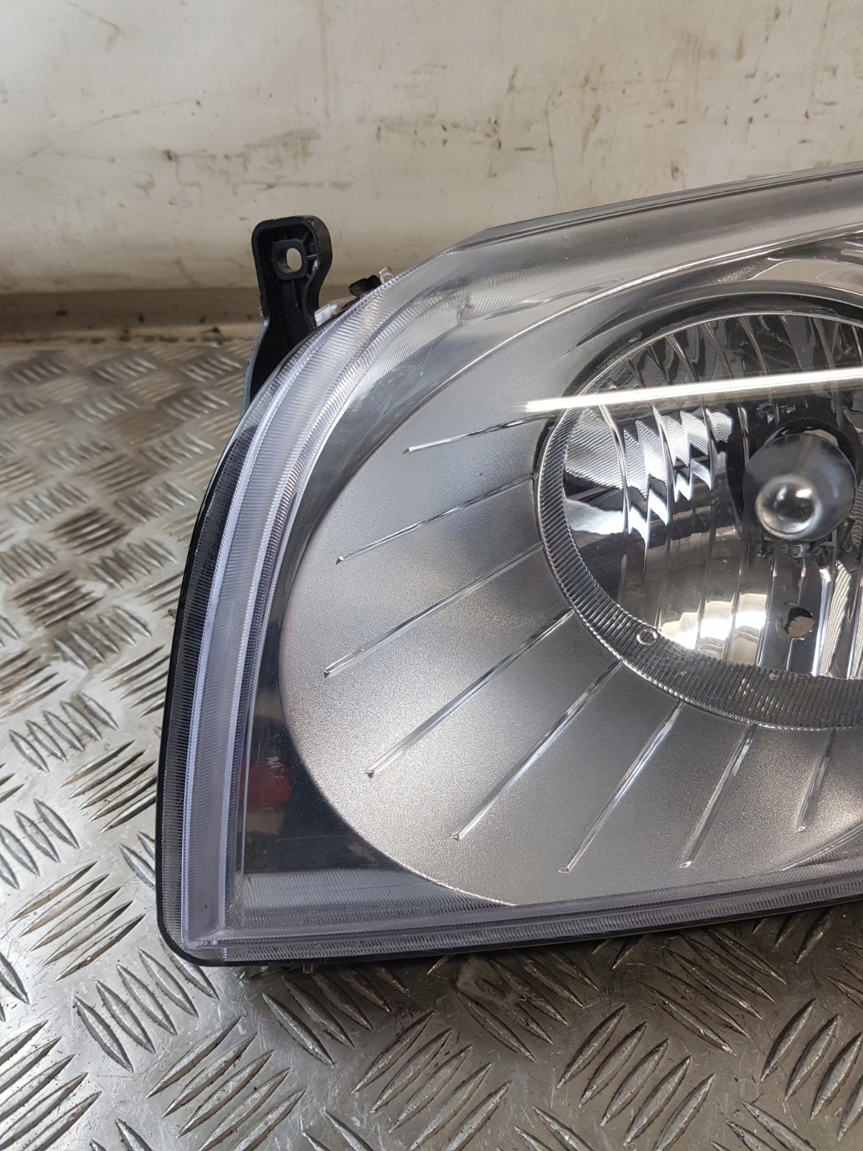 light left front CS201-A001L DODGE CALIBER 06R- EUROPA
