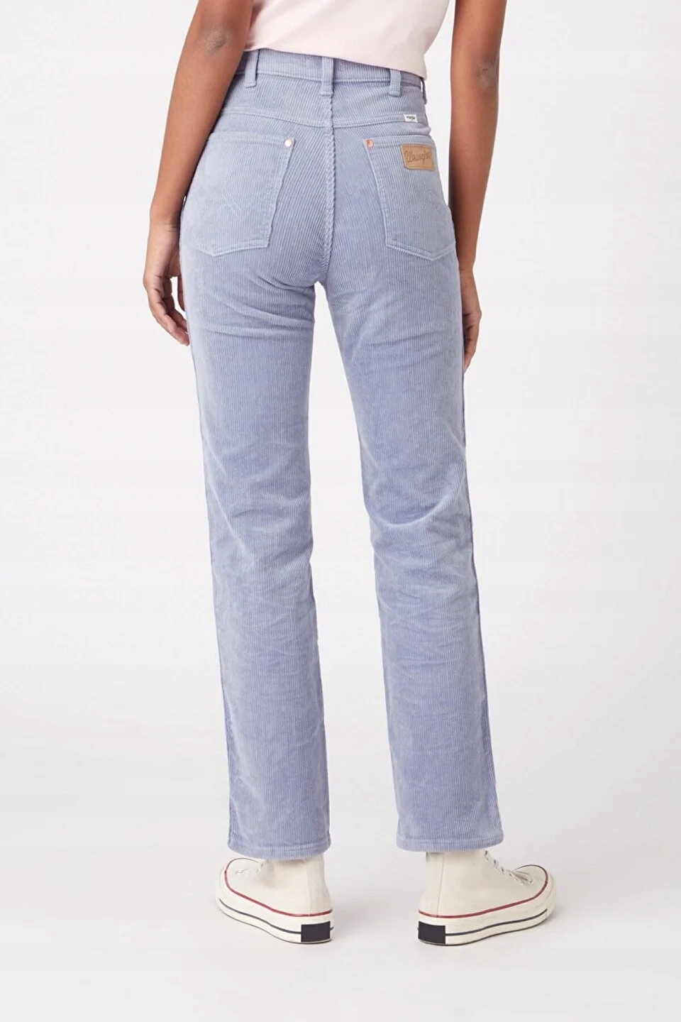 Damskie spodnie luźne Wrangler Wild West Stone Wash Blue W2H2A2X4Q 26/32