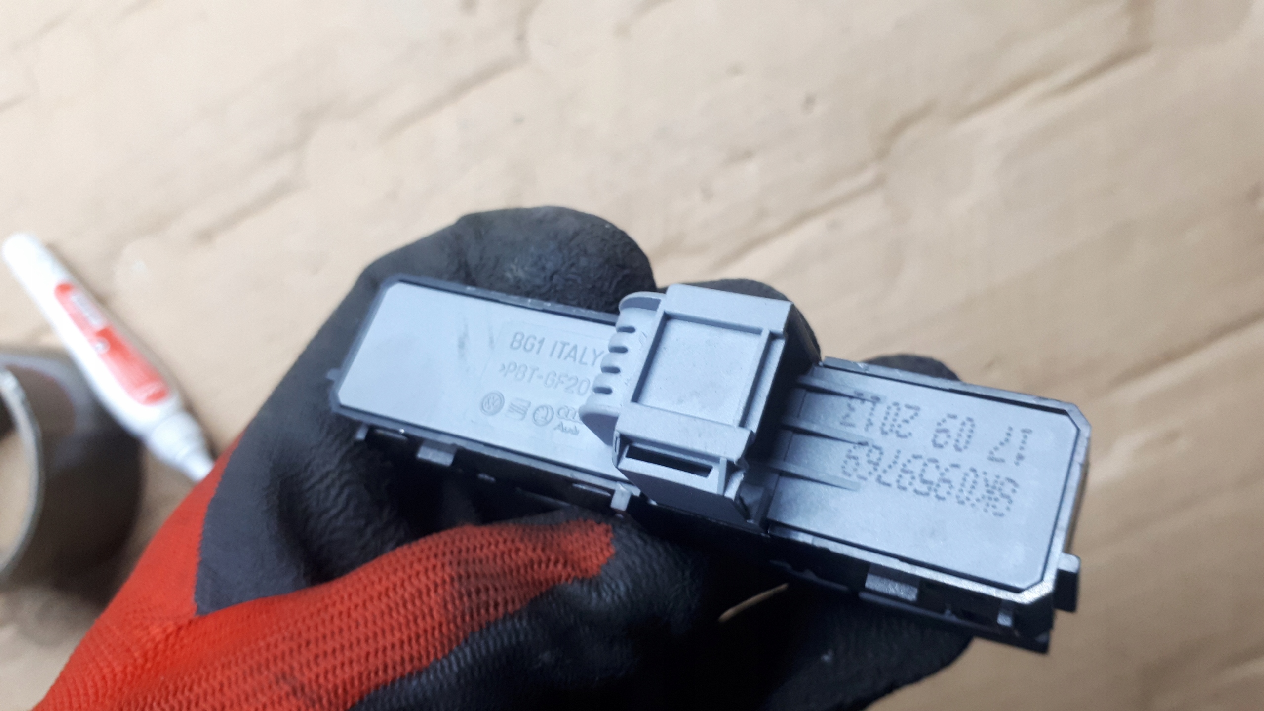 S4 B8 LIFT A4 module control unit PAMIECI 8K0959769 S5