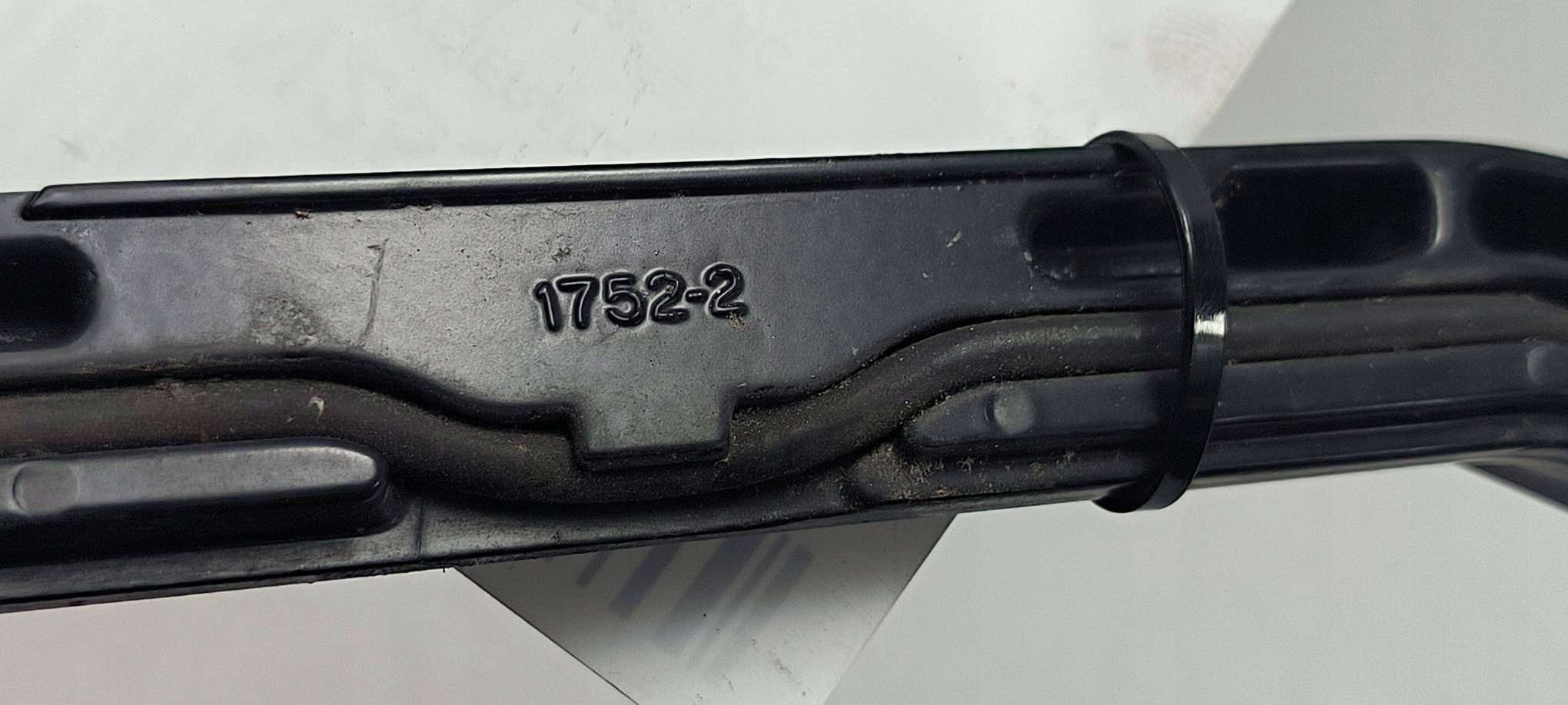 wiper arm front 1752-2 CADILLAC DTS