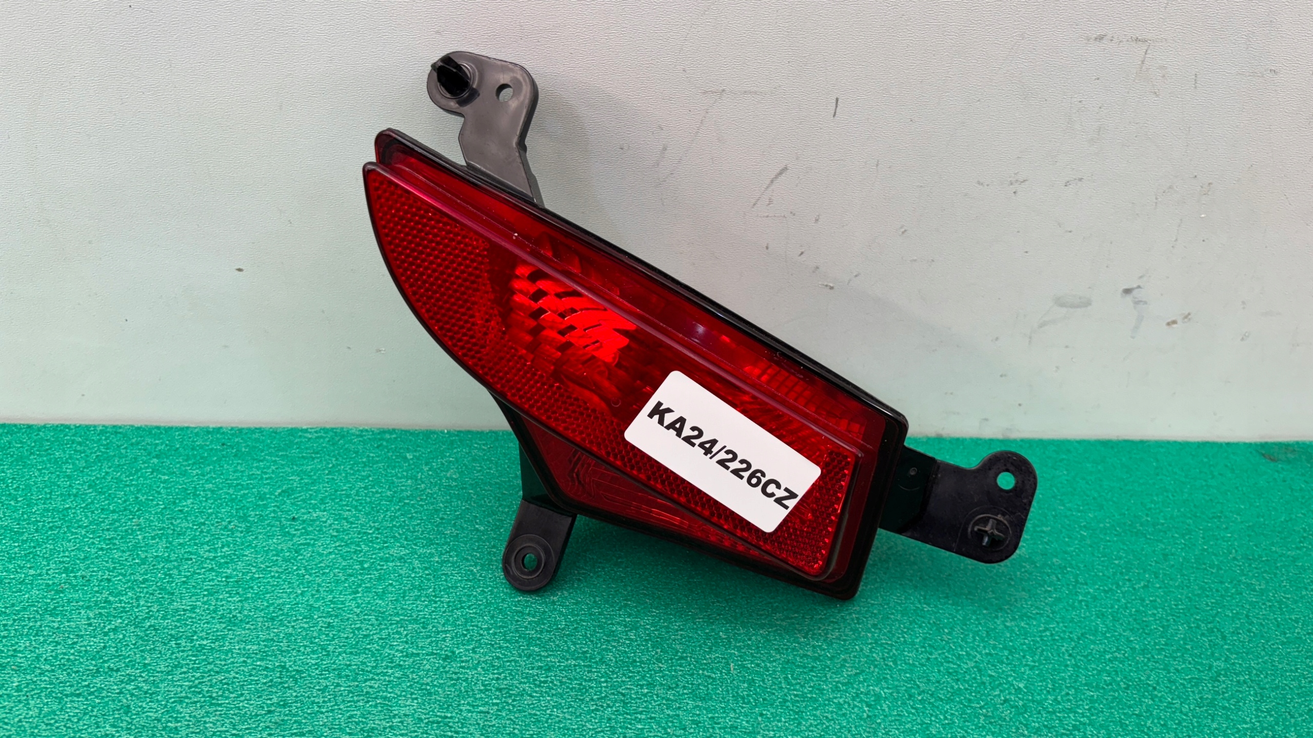 JAGUAR E-PACE left light light W bumper rear part fog lights KA24/226CZ