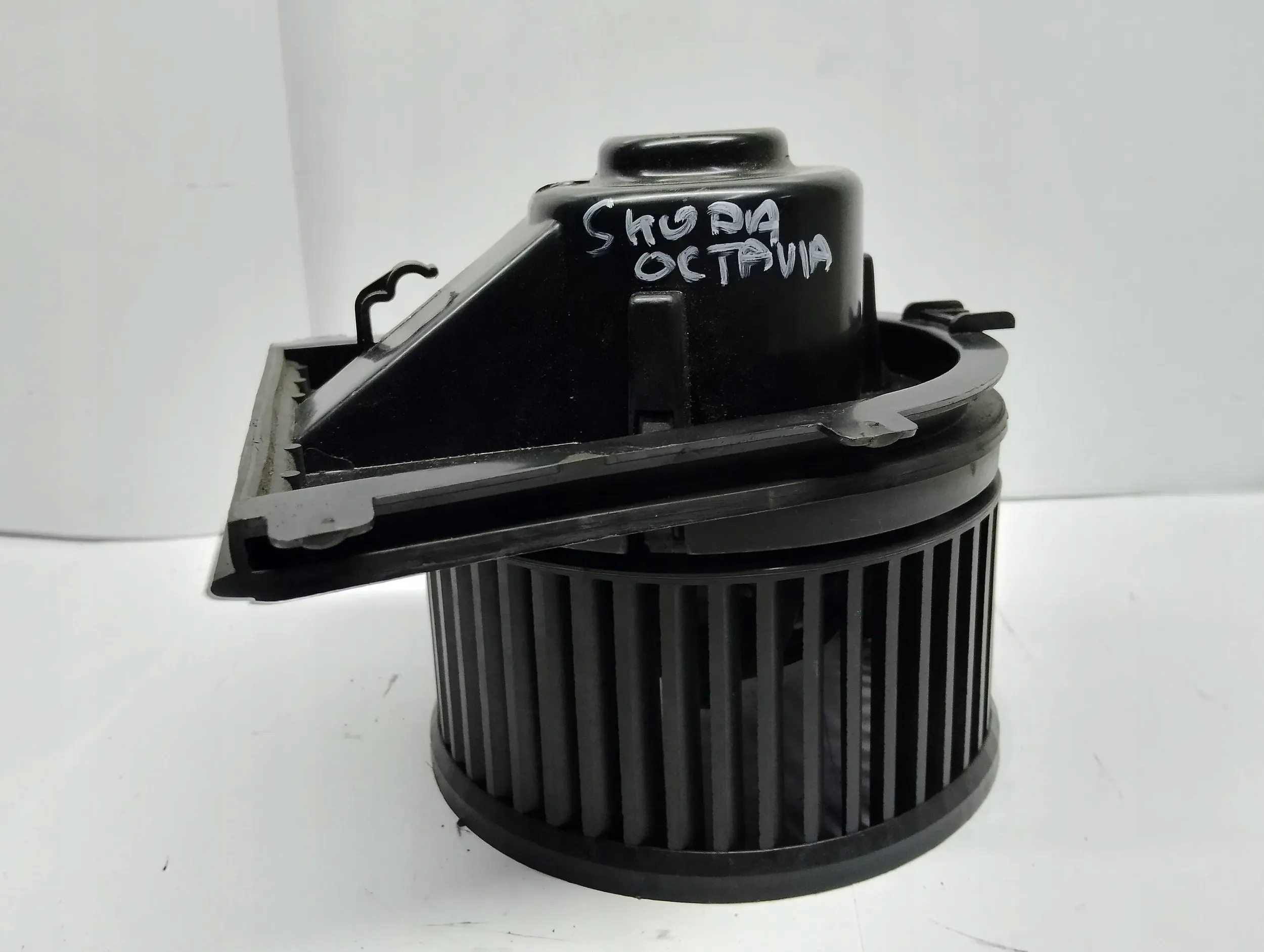 Lüfter dmuchawa des lüfters Skoda Octavia 109826