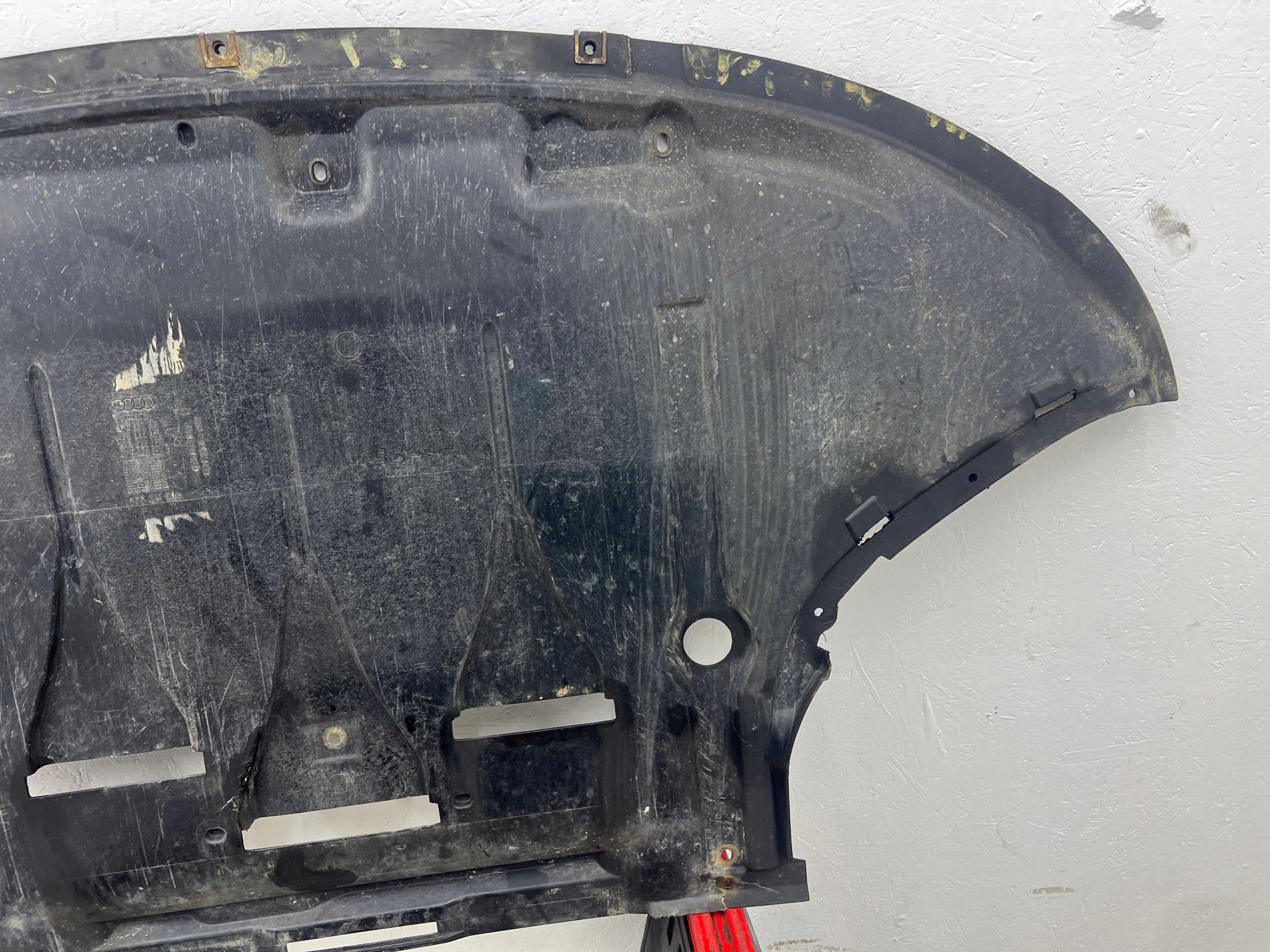cover lower of the engine / - AUDI A6 C6 - 2004-2011 / - original 4F0863821K