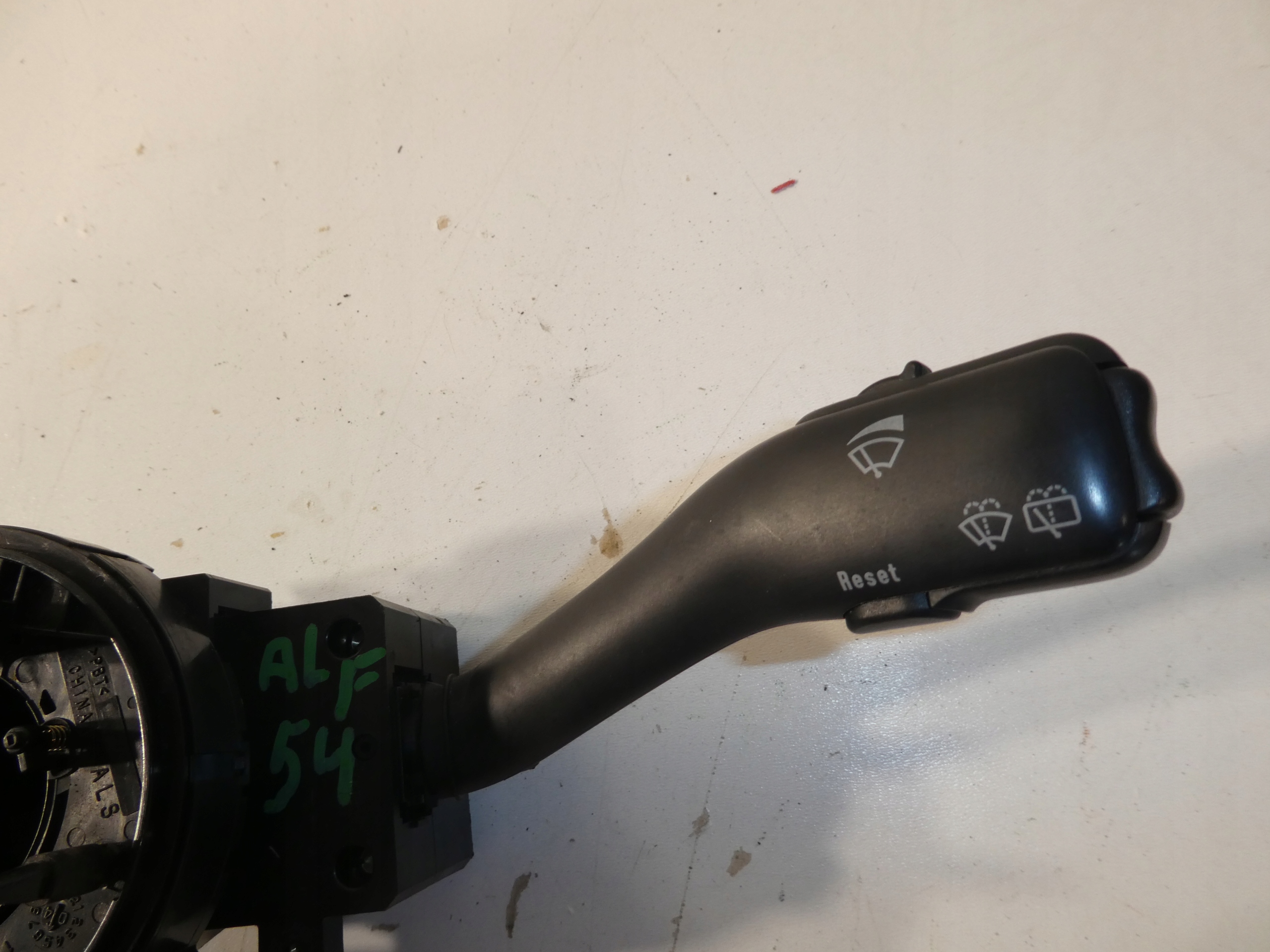 DEVIO LUCI TERGICRISTALLO TERGI VW GOLF IV 8L0953513G