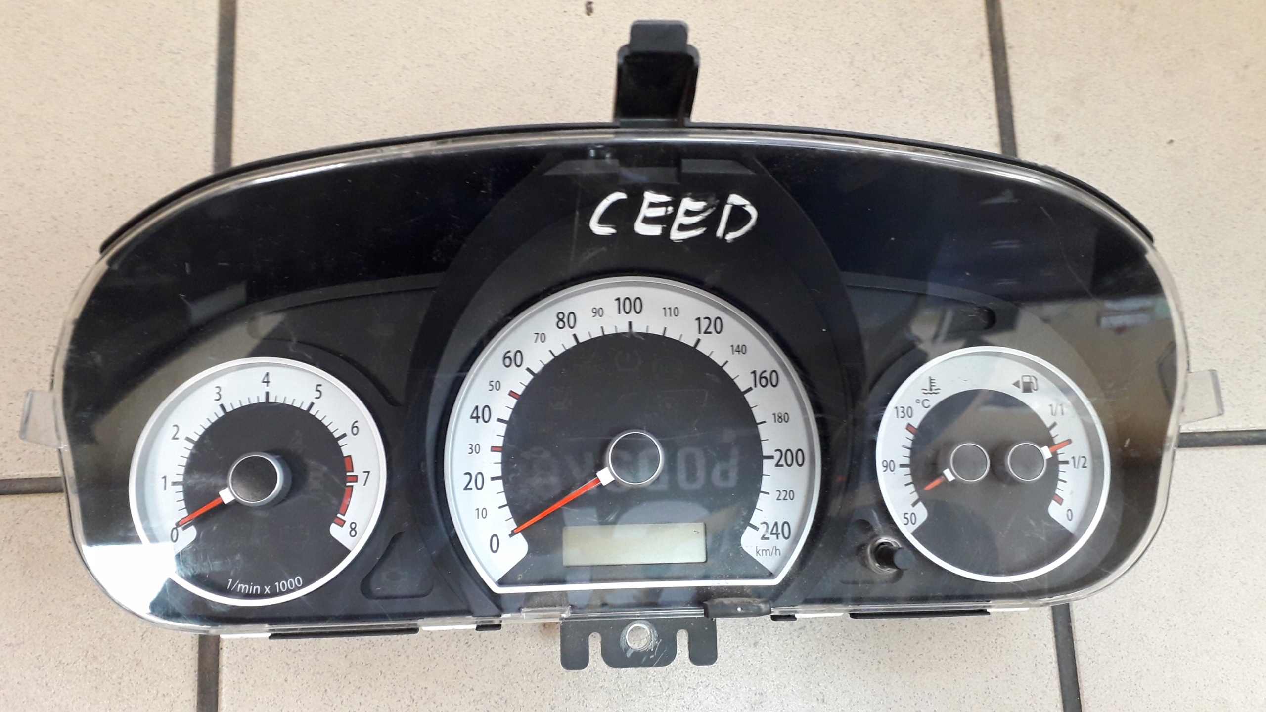 KIA CEED 08- LICZNIK ZEGARY 94006-1H010 E110