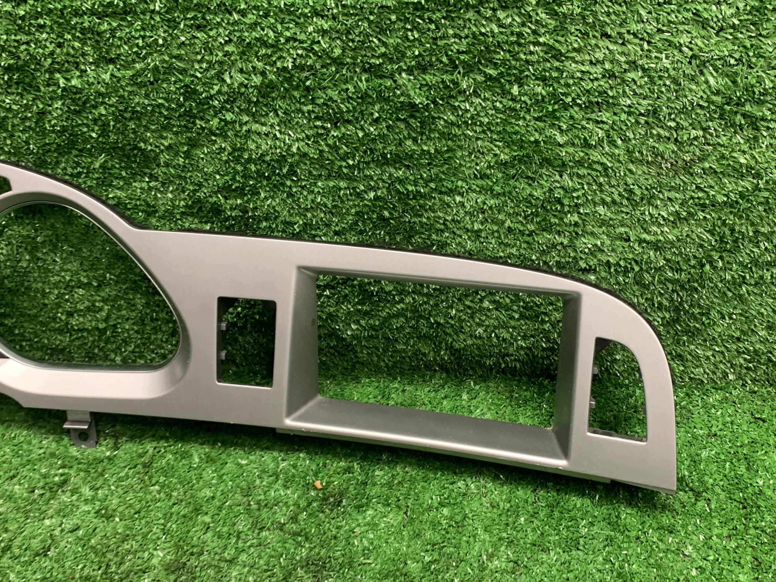 Audi A6 C6 Lift frame, cover dials 4F1857115F