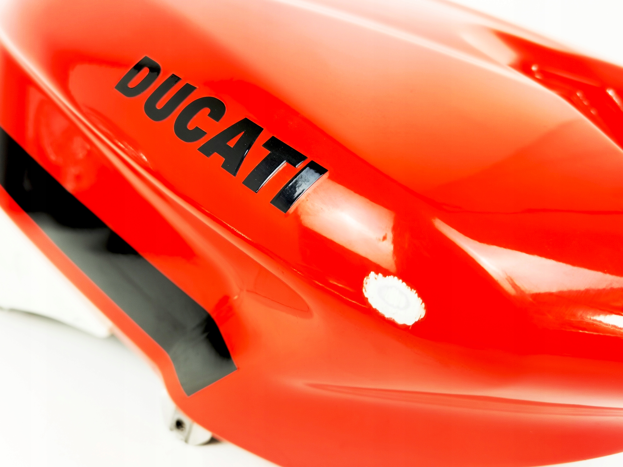 03e5f84949f5b972160396568885