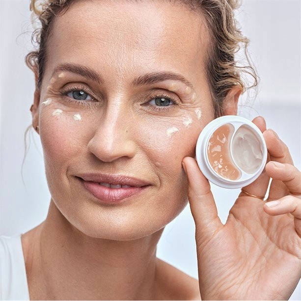 AVON ANEW Podwójny program liftingujący okolice oczu z Protinolem 2x10 ml Kod producenta 10751