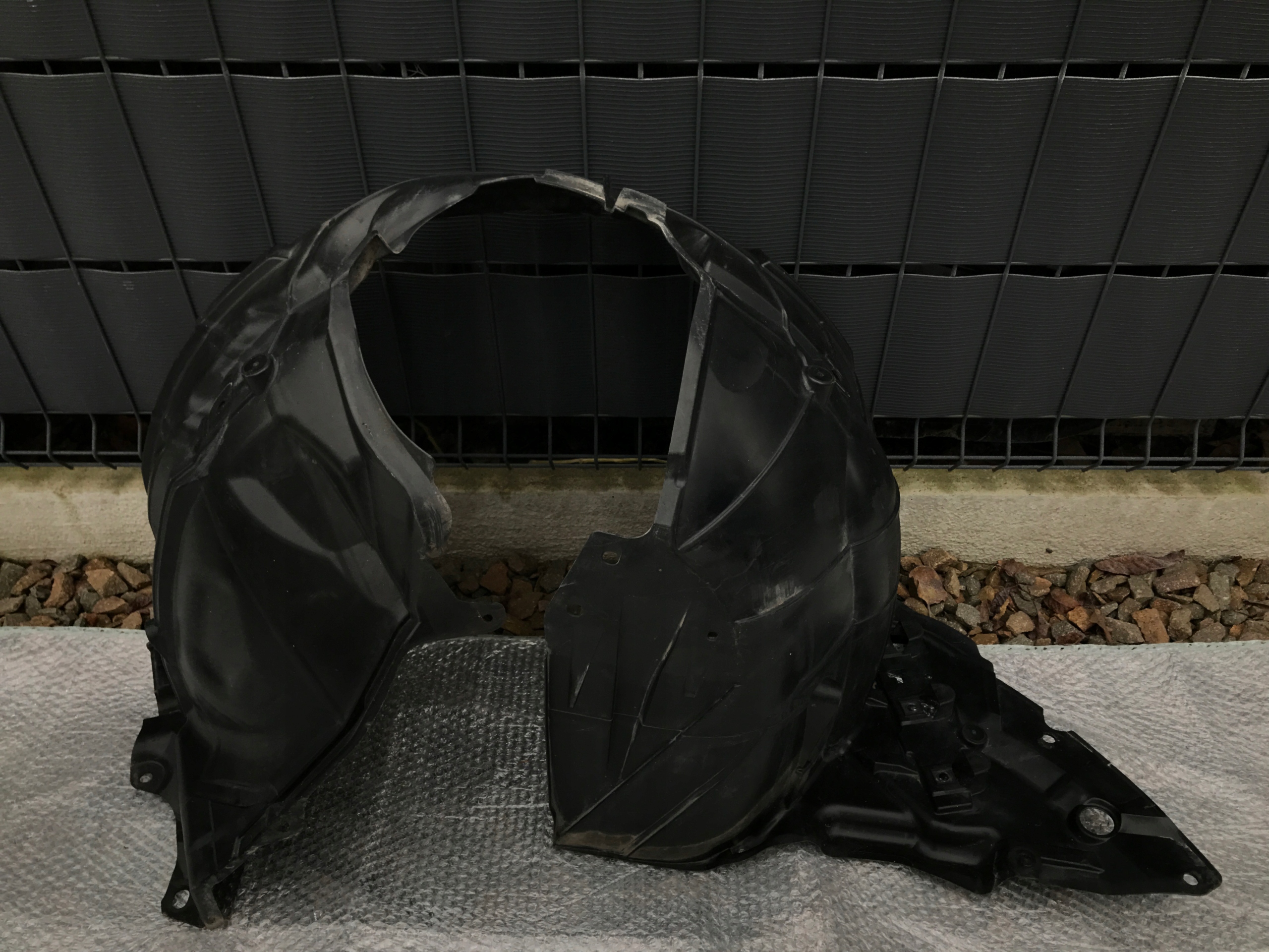 NISSAN LEAF II 2 LEWE NADKOLE PRZÓD PRZEDNIE 17-