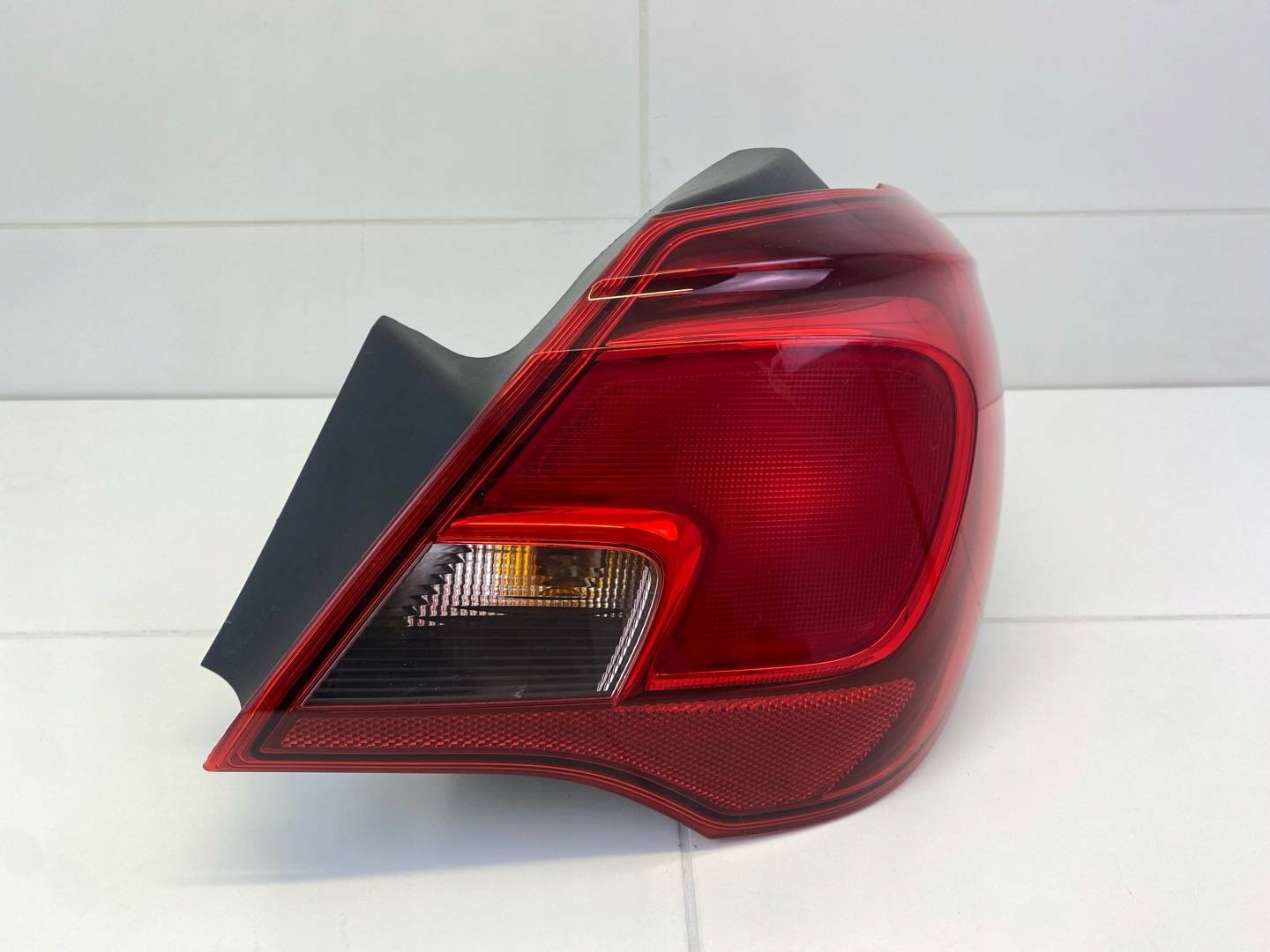 Licht hinten rechts Seite Opel Corsa E 2016 460034366