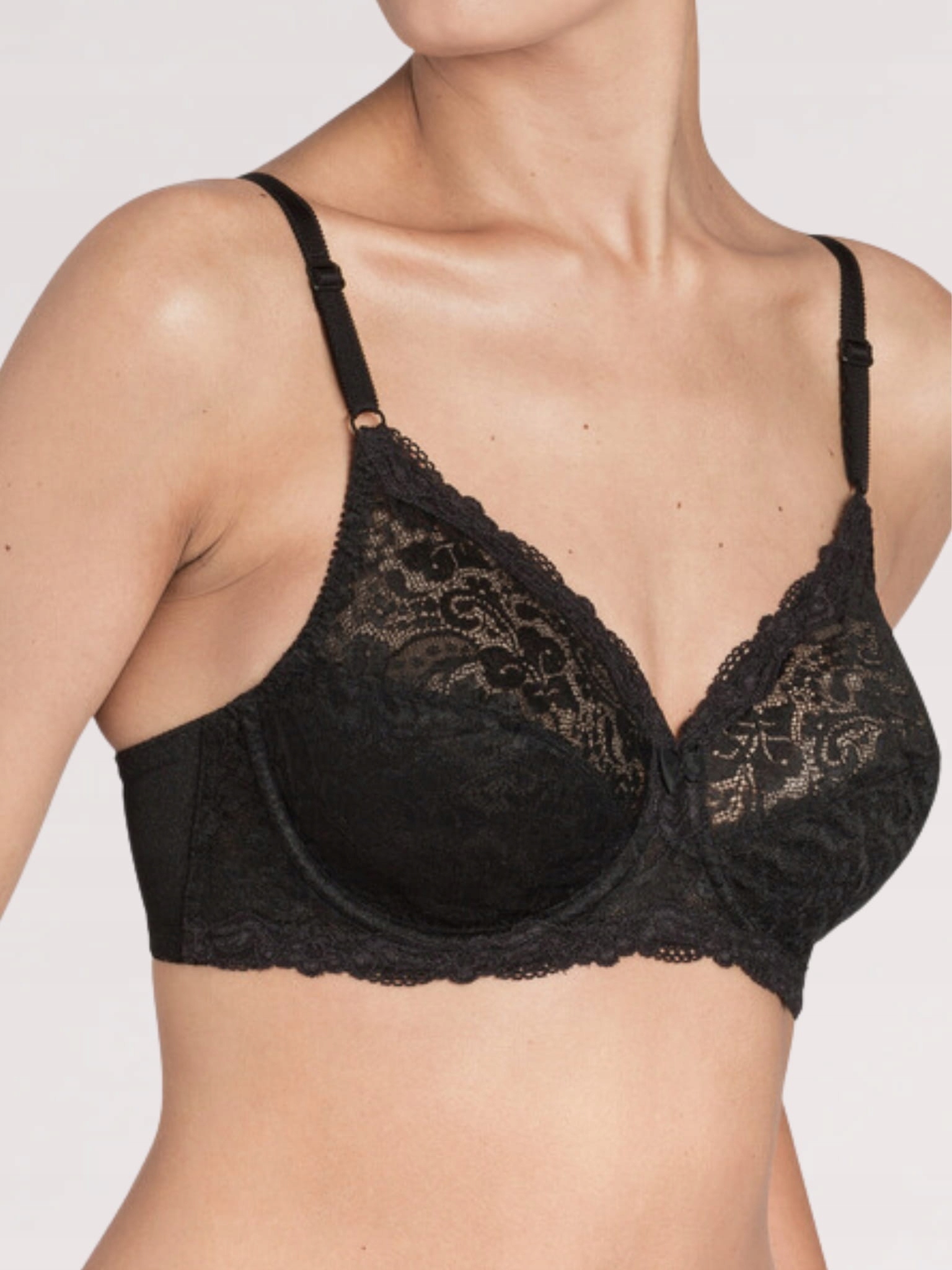 Biustonosz Triumph Compliment W czarny HIT 75G Rozmiar 75G