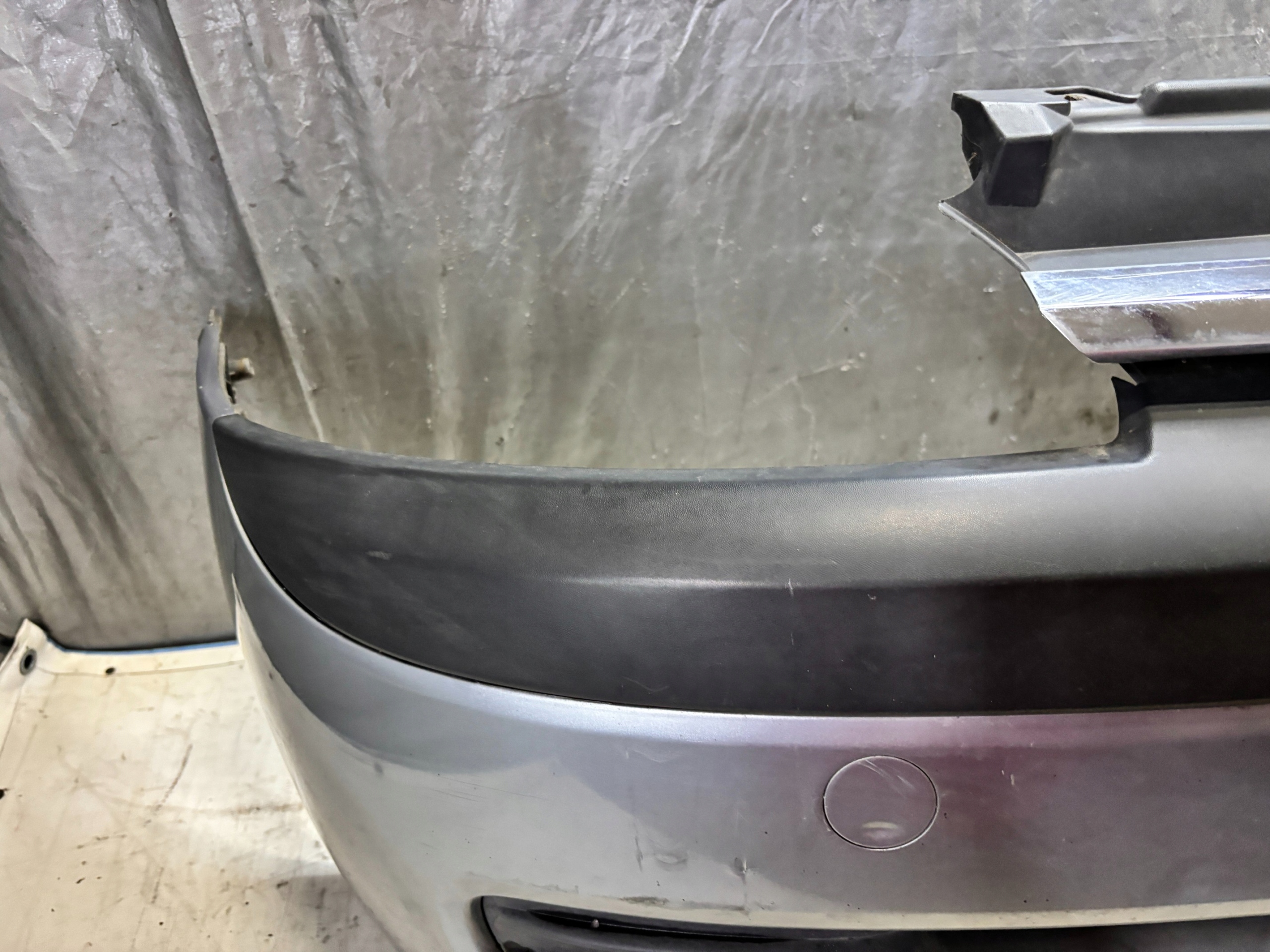front bumper Opel Corsa C k: Z163