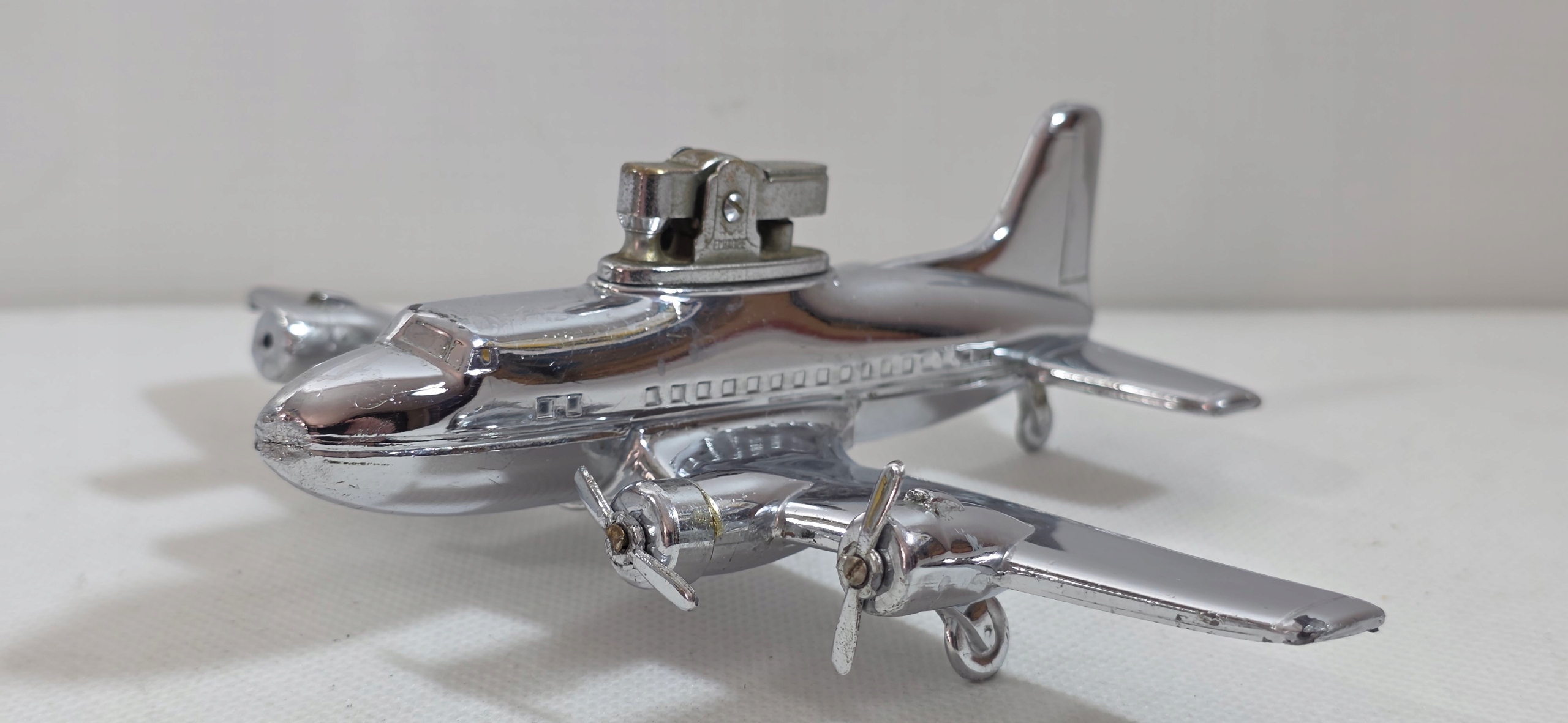 ELHAGEE PATENT SAMOLOT STARA ZAPALNICZKA BENZYNOWA 15X19CM