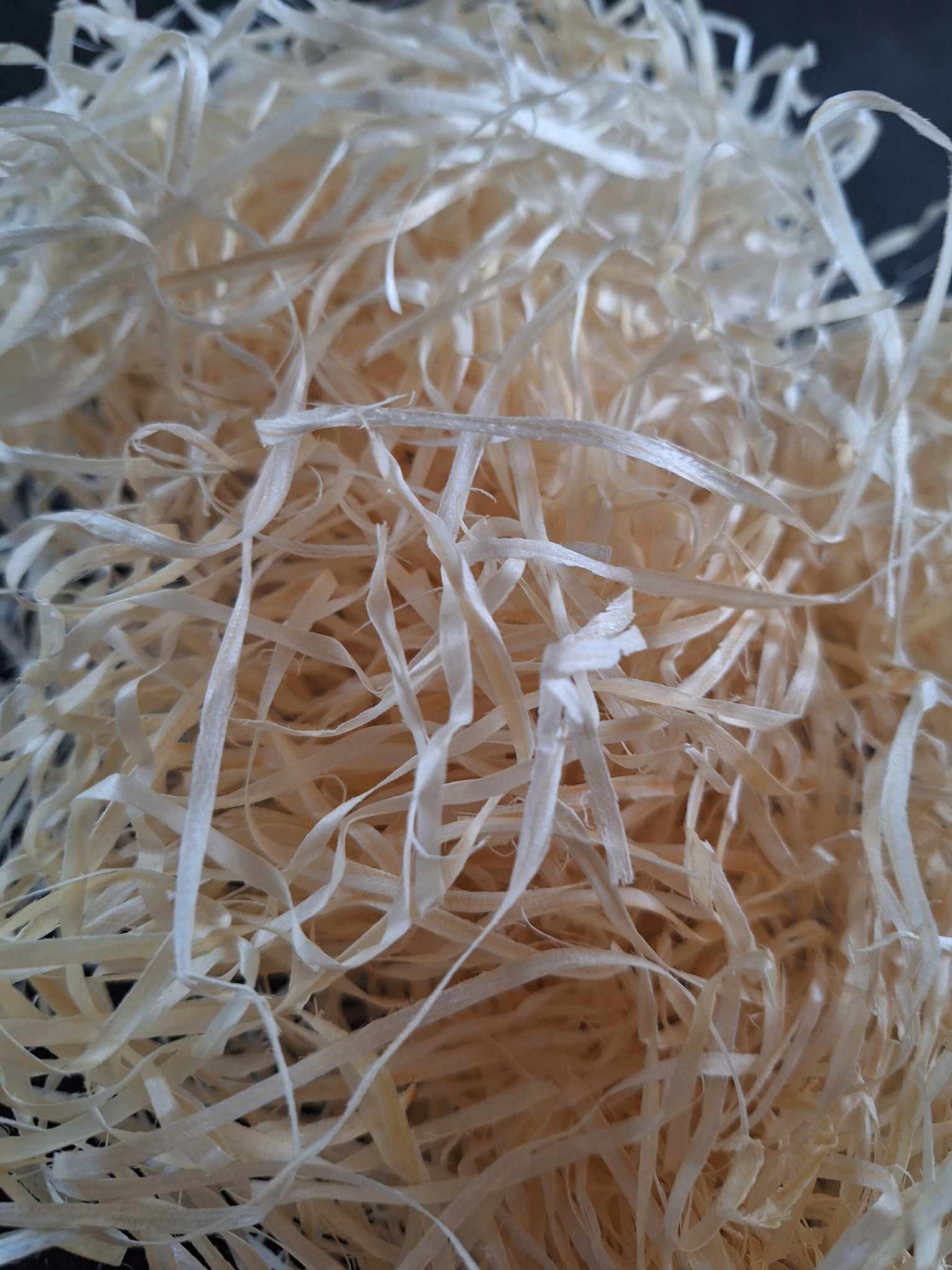 WEŁNA DRZEWNA SIANKO WYPEŁNIACZ PACZEK PREZENTÓW 2kg Kod producenta NATURALNA 2KG