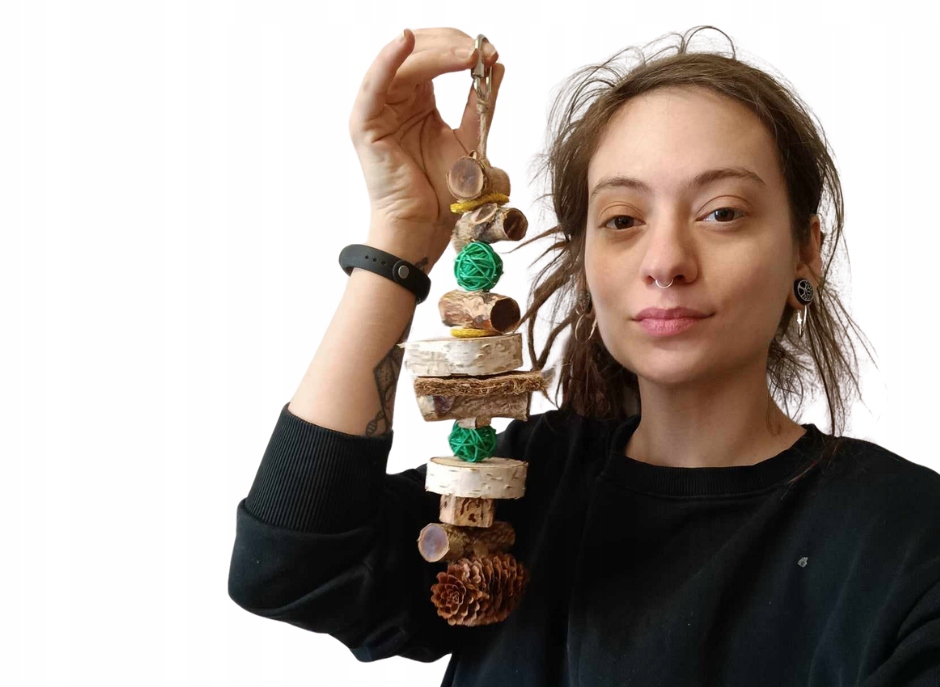 Levně Vše najednou! Přírodní hračka pro střední papoušky od Parrot Disaster