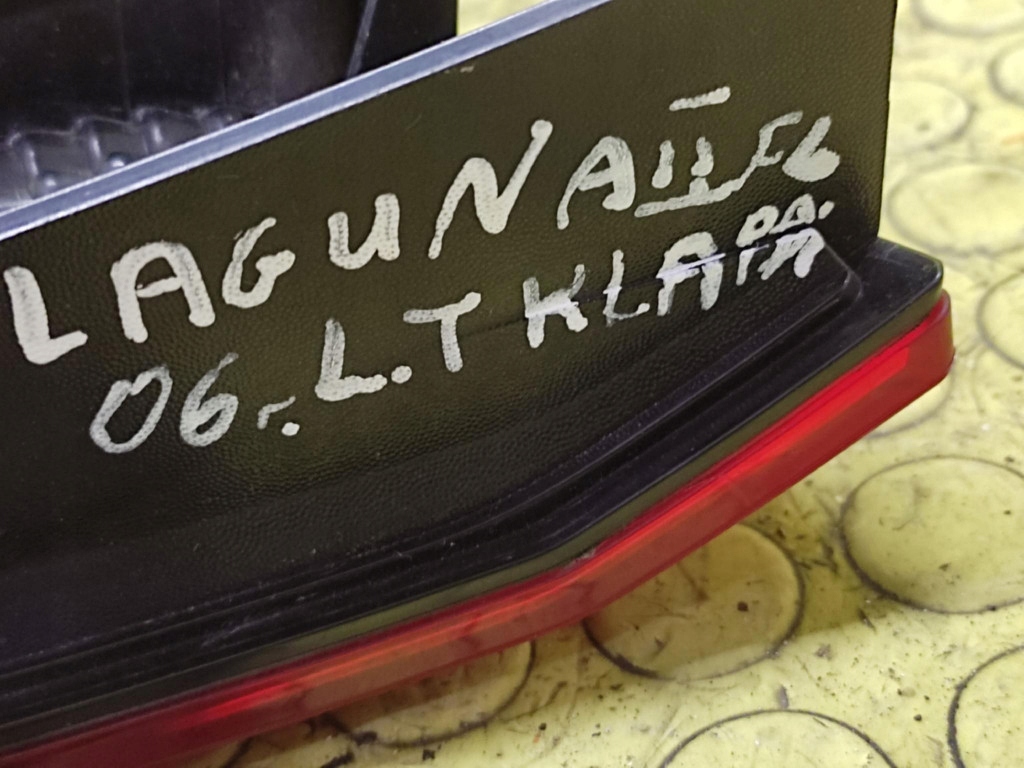 RENAULT LAGUNA II light left rear part to the bonnet B74PH2
