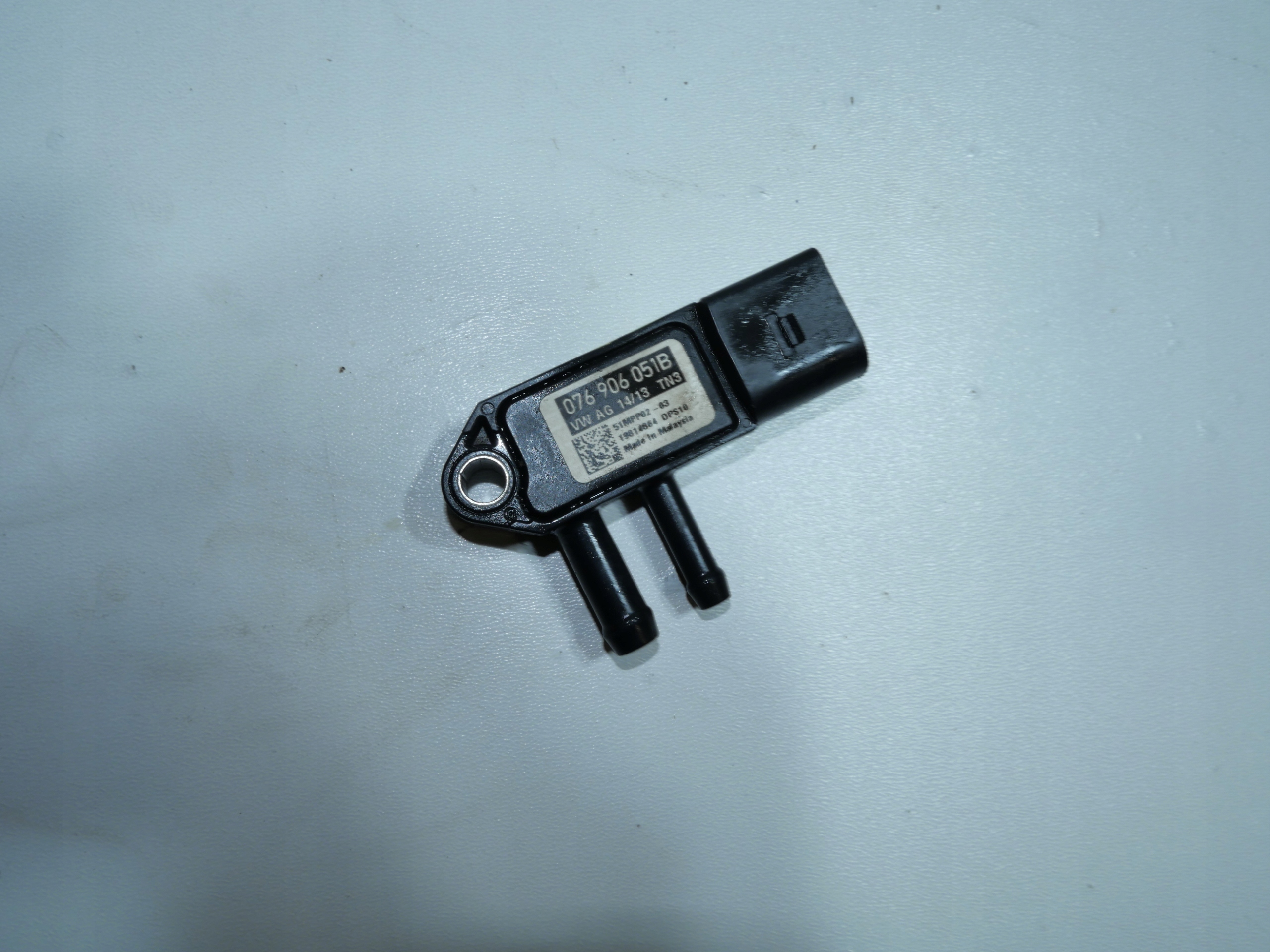 exhaust gas sensor DPF VW SKODA SEAT AUDI 076906051B