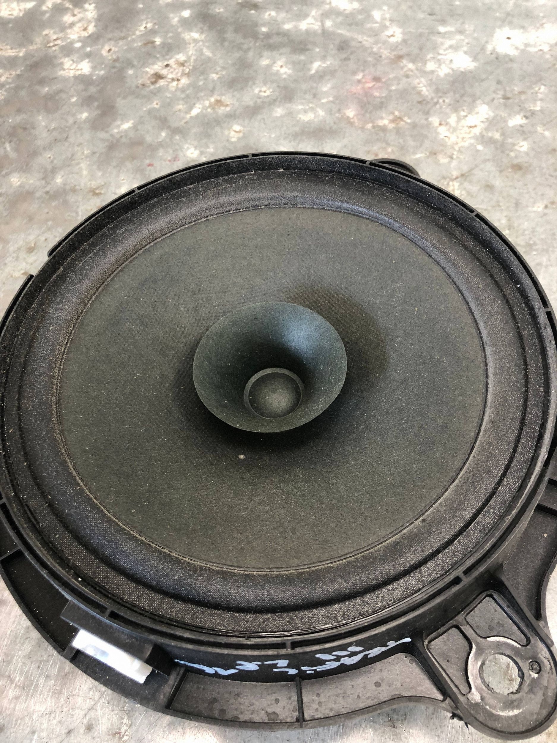 speaker door left front RENAULT TRAFIC III 57744928156