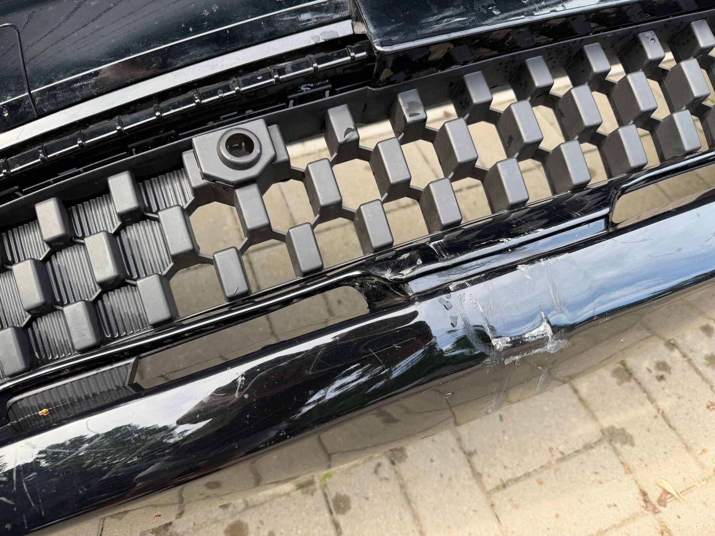 Renault Austral 23- nárazník předek přední