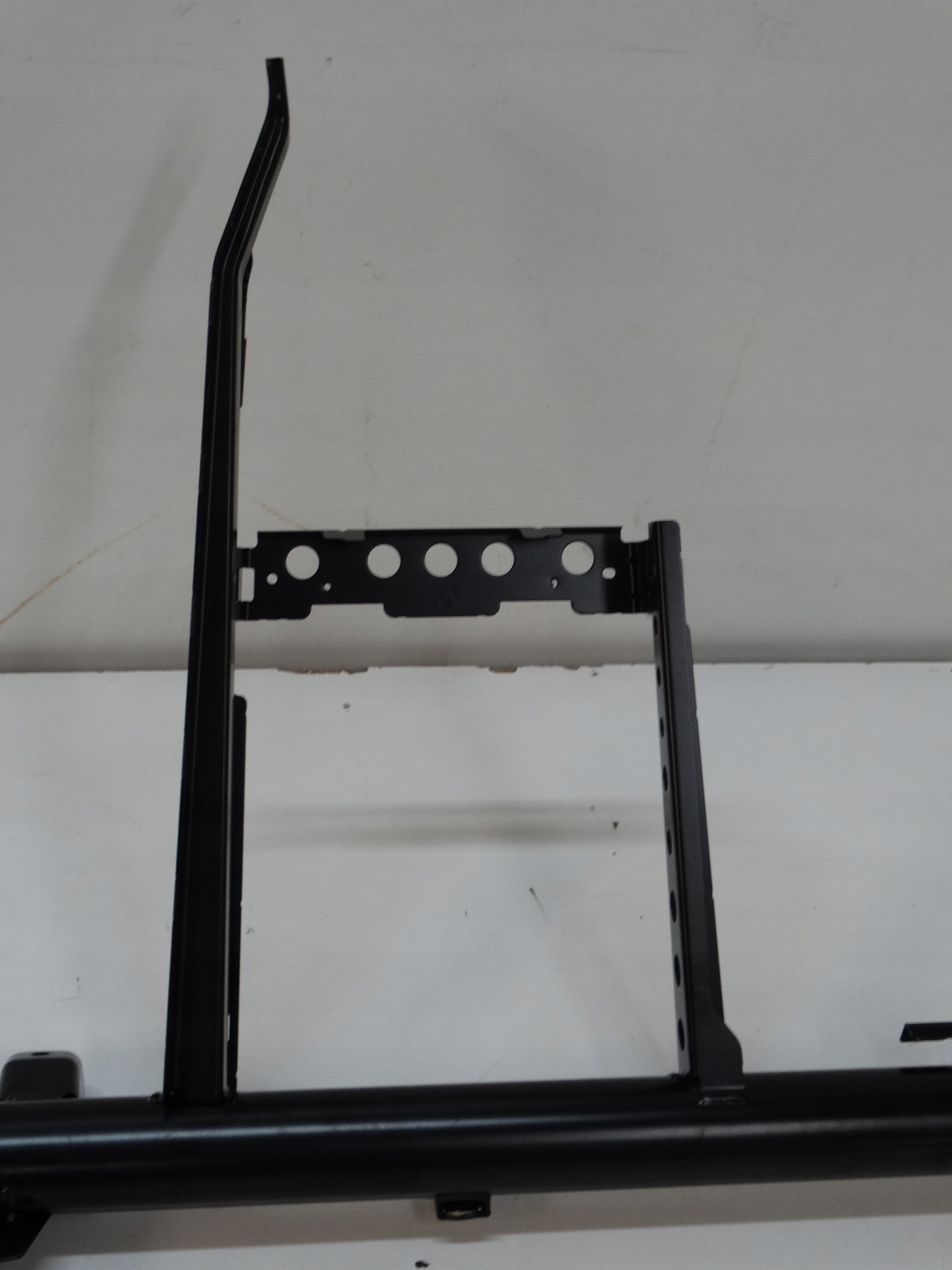 support below DESKE cockpit MERCEDES W169 A180 CDI
