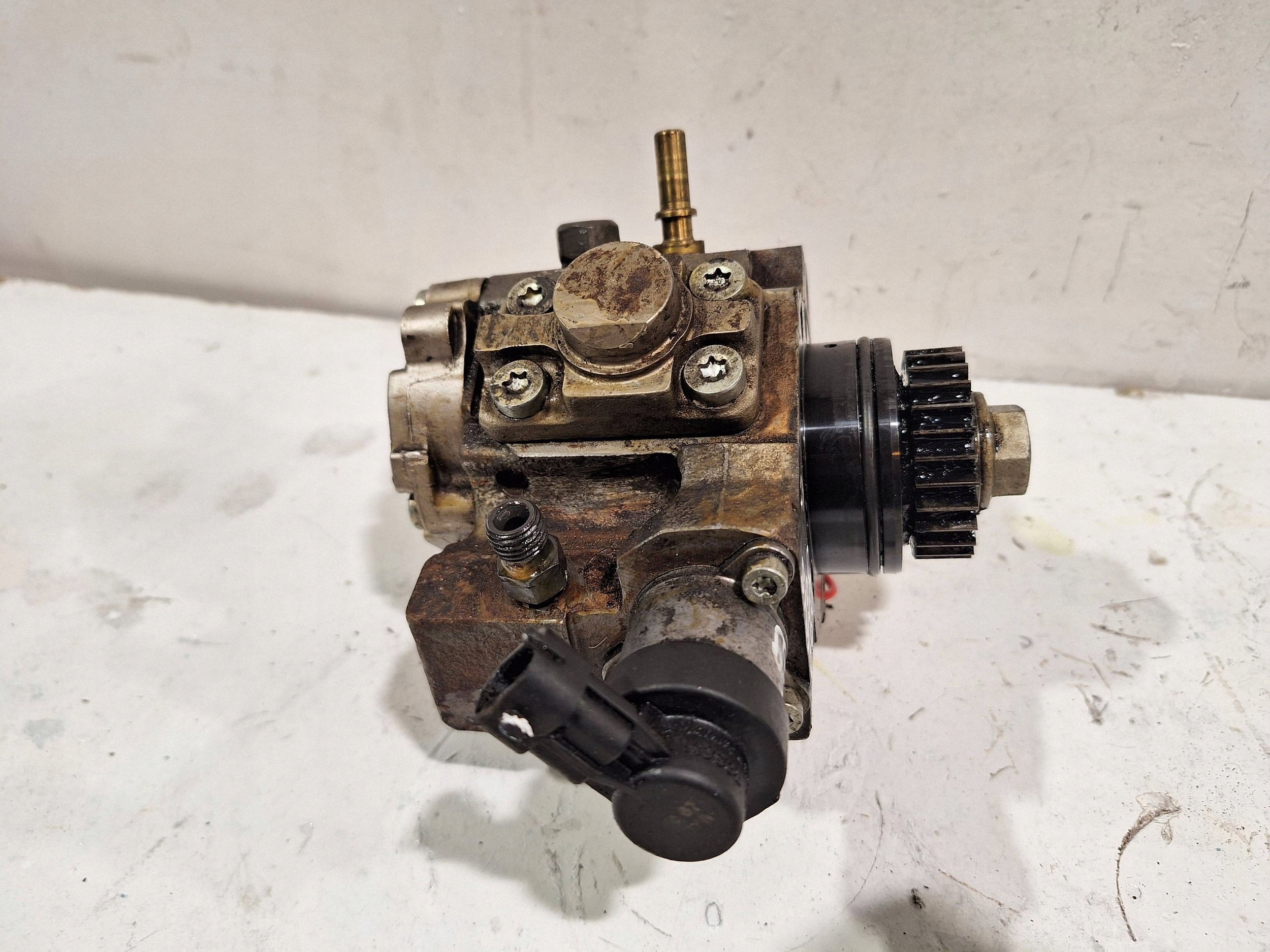 Einspritzpumpe BOSCH 0445010170 RENAULT KOLEOS und 2.0 DCI