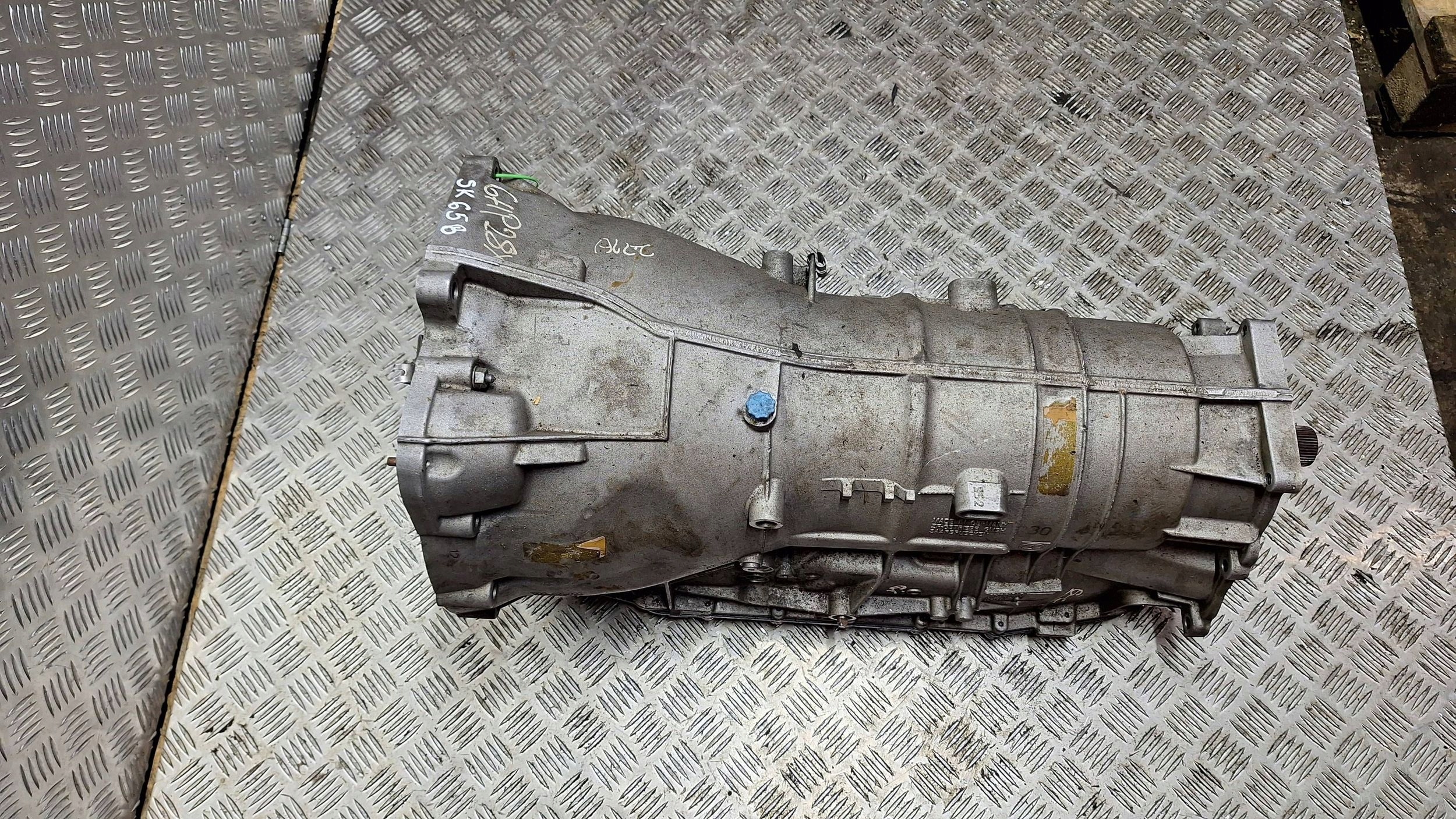 Getriebe AUTOMAT 7581580 6HP-28X BMW X5 E70 X6 E71 3.0 D