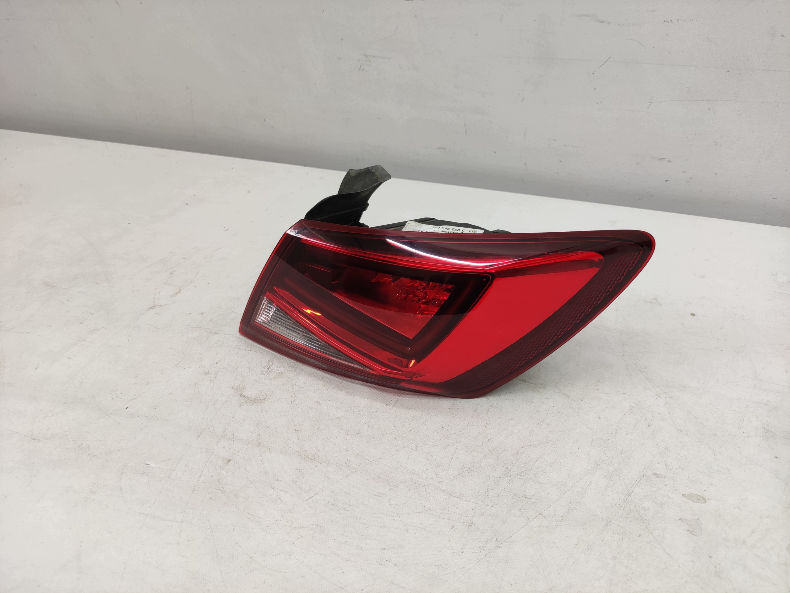 SEAT LEON 3 III 12- HB 5D light right rear part LED original EUROPA