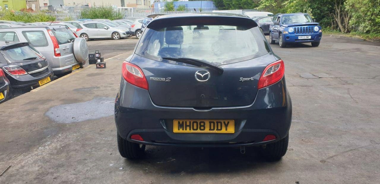light third brake light Mazda 2 2 DE 2007 D46151580