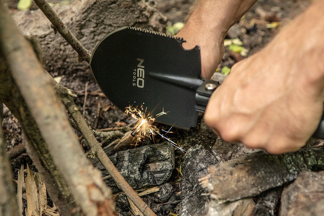 SAPERKA SKŁADANA ŁOPATKA 8w1 TAKTYCZNA WOJSKOWA Szerokość łopaty 13.5 cm