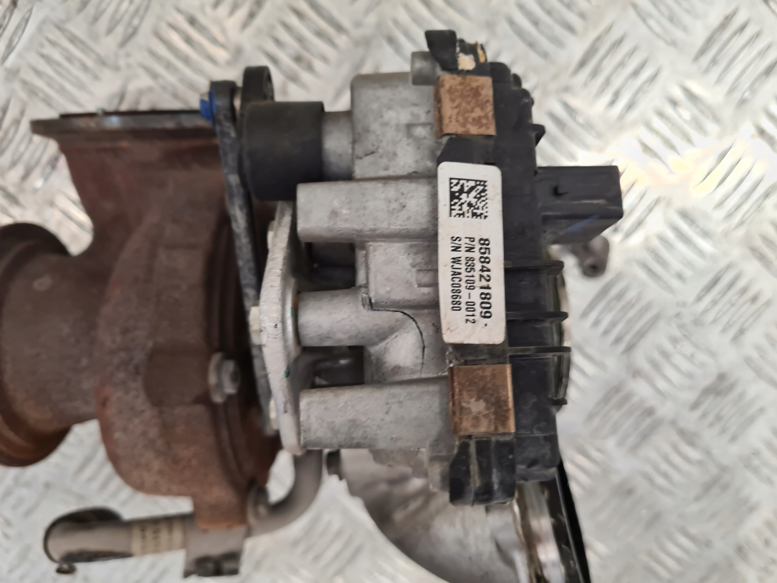 BMW X5 G05 3.0D TURBO TURBO 8584218