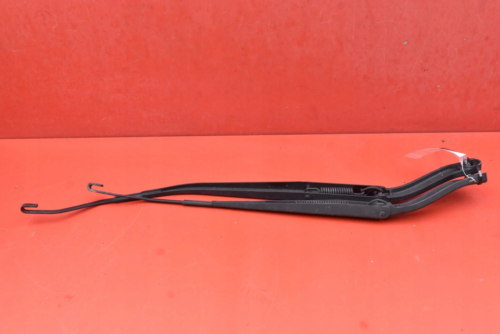 wiper arm front EU SATURN VUE 2 II 07-10