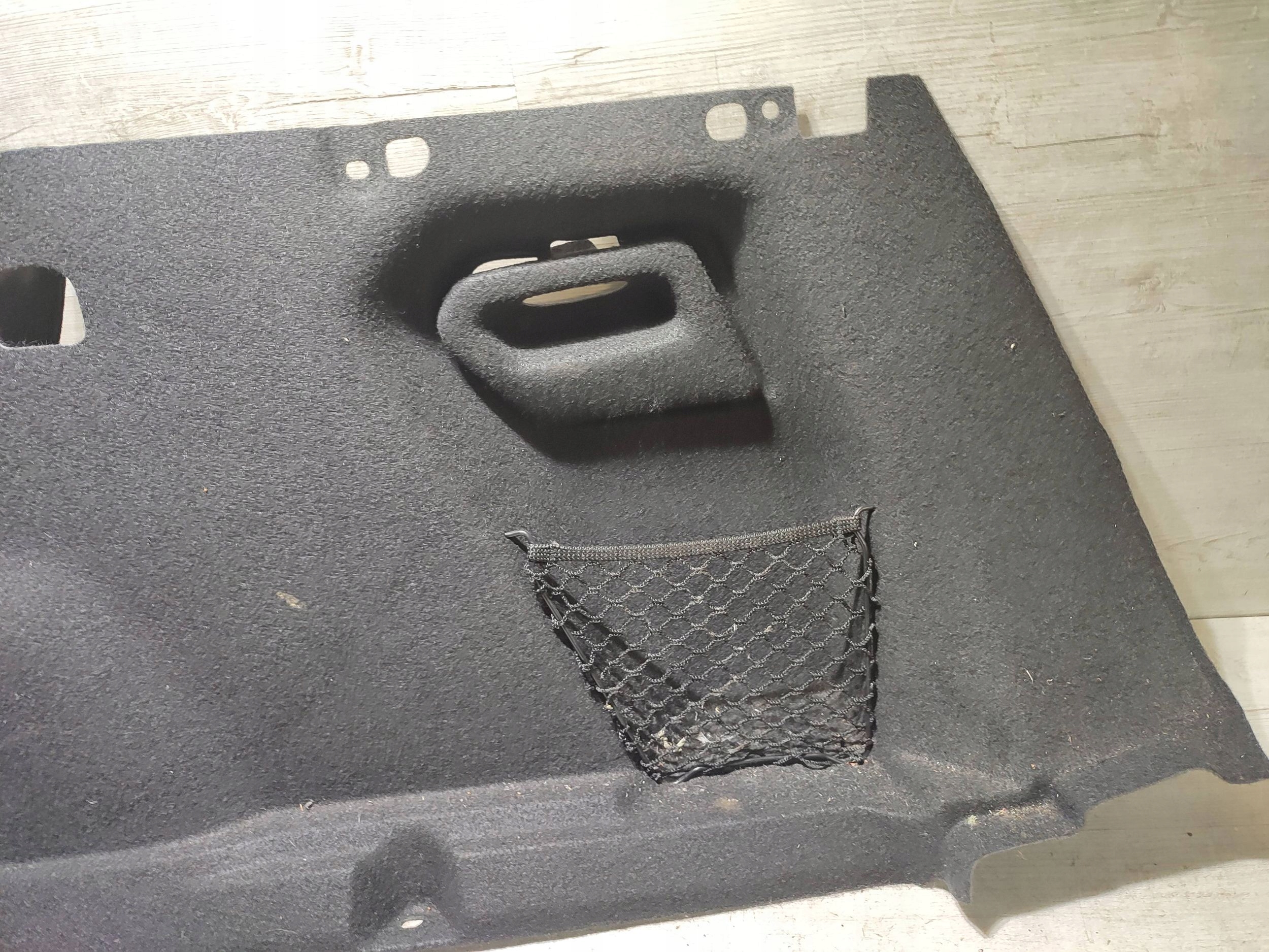 Peugeot 2008 and 2018 rear part side right boot upholstery
