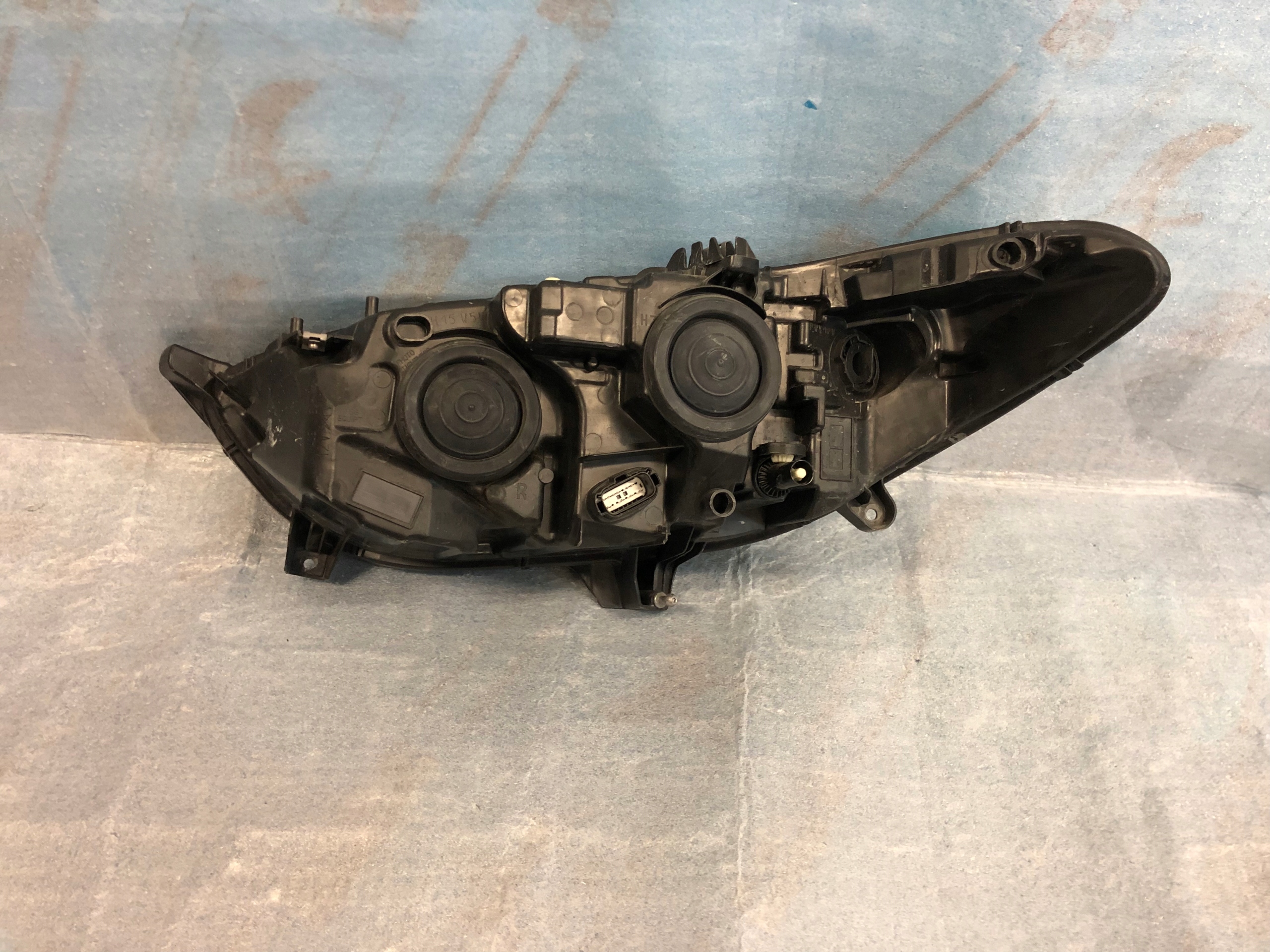 REFLEKTOR right FORD MONDEO MK5 ZWYKLA NR.R
