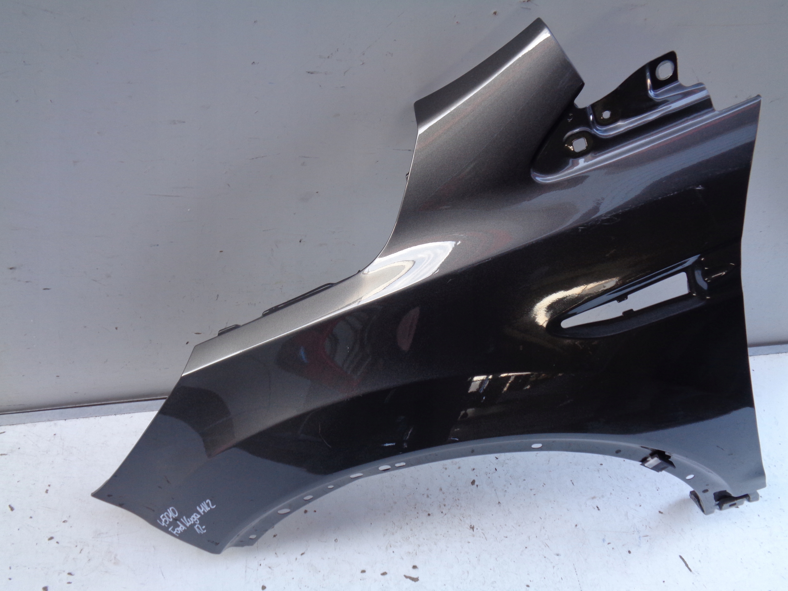 fender left front FORD KUGA MK2 12- NR 45010