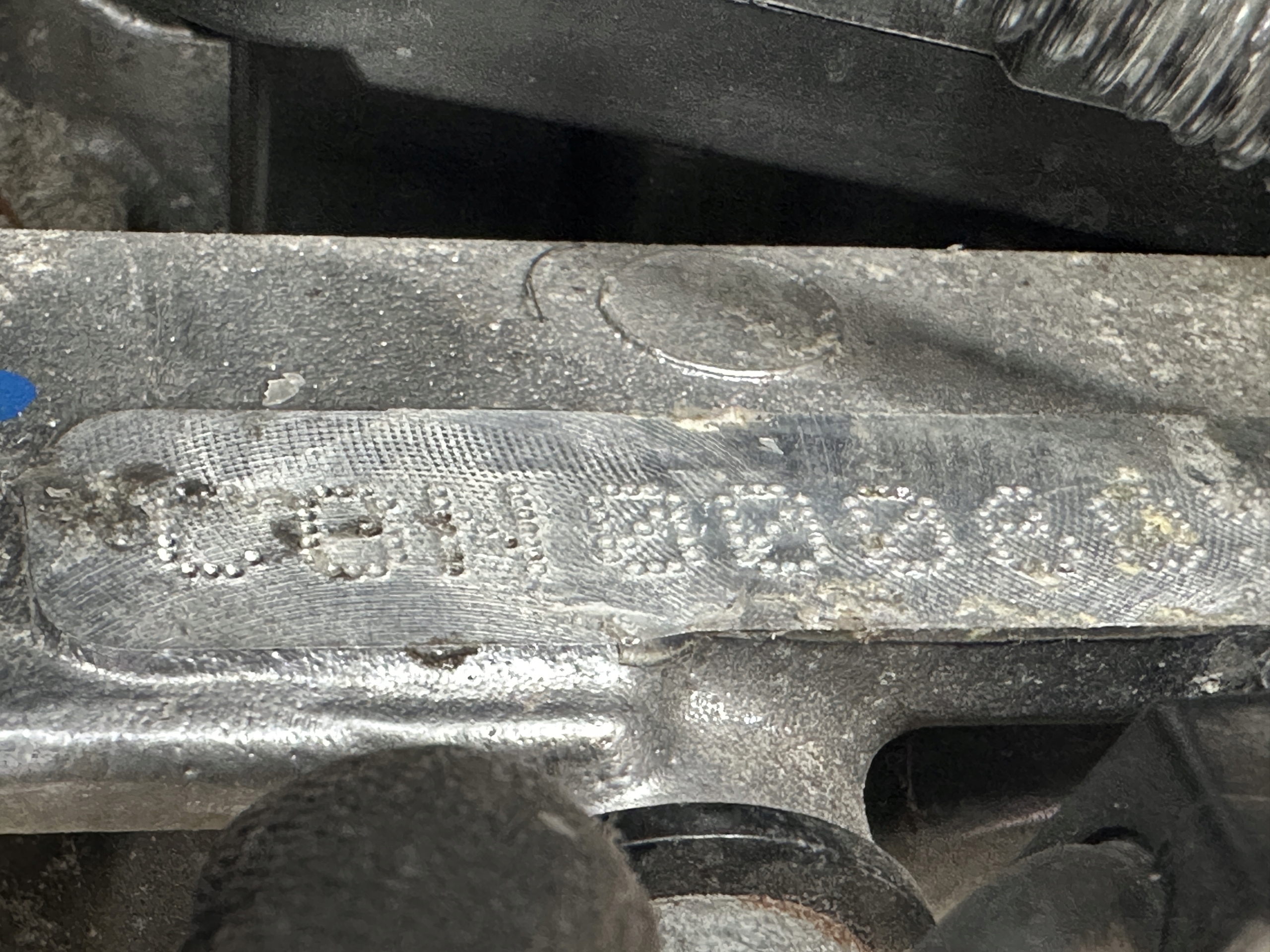 VW TOUAREG 7P engine 4.2FSI CGN gearbox LSH