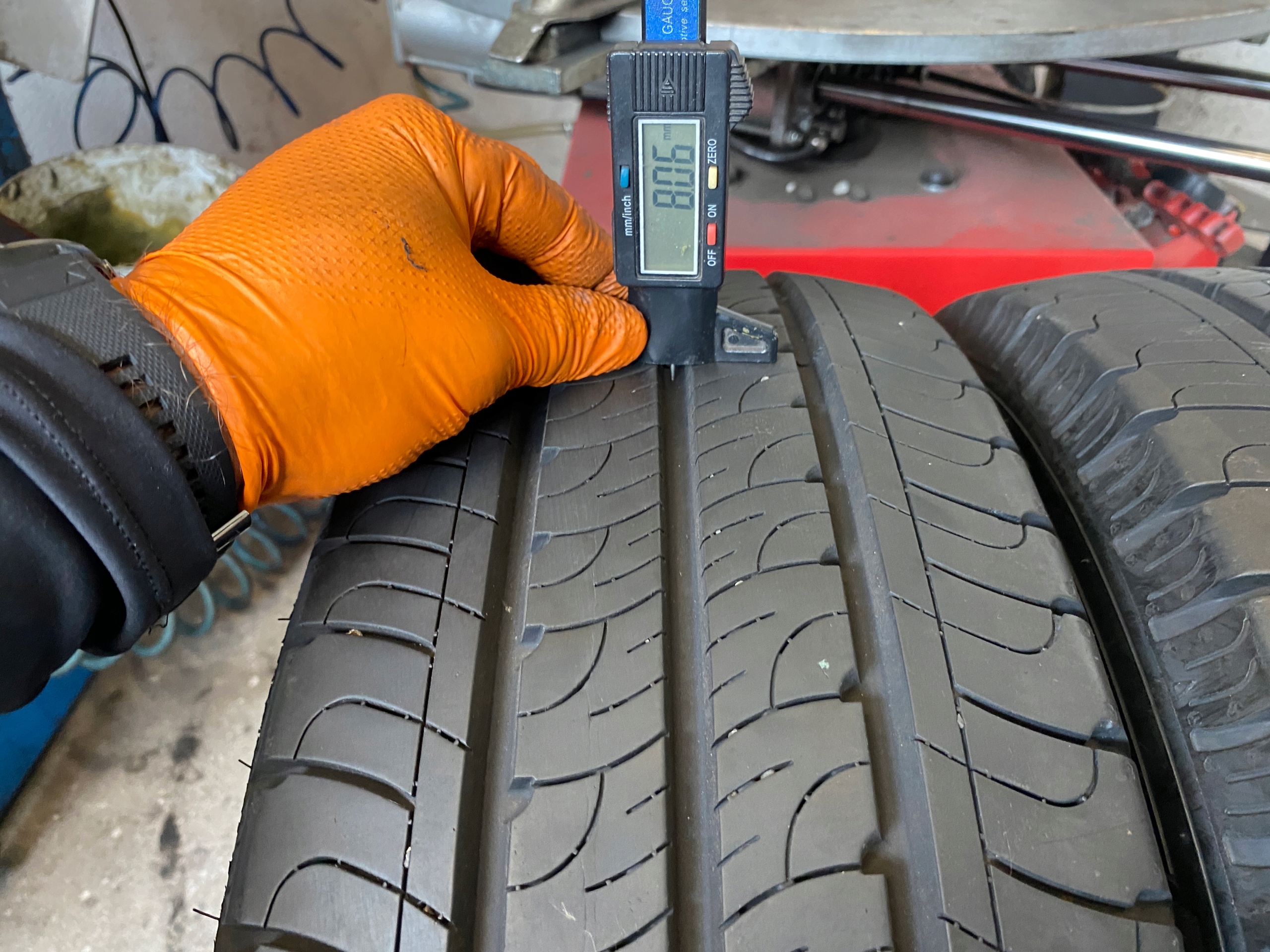 2 tyres summer 215/65R16C Goodyear EfficientGrip Cargo as new