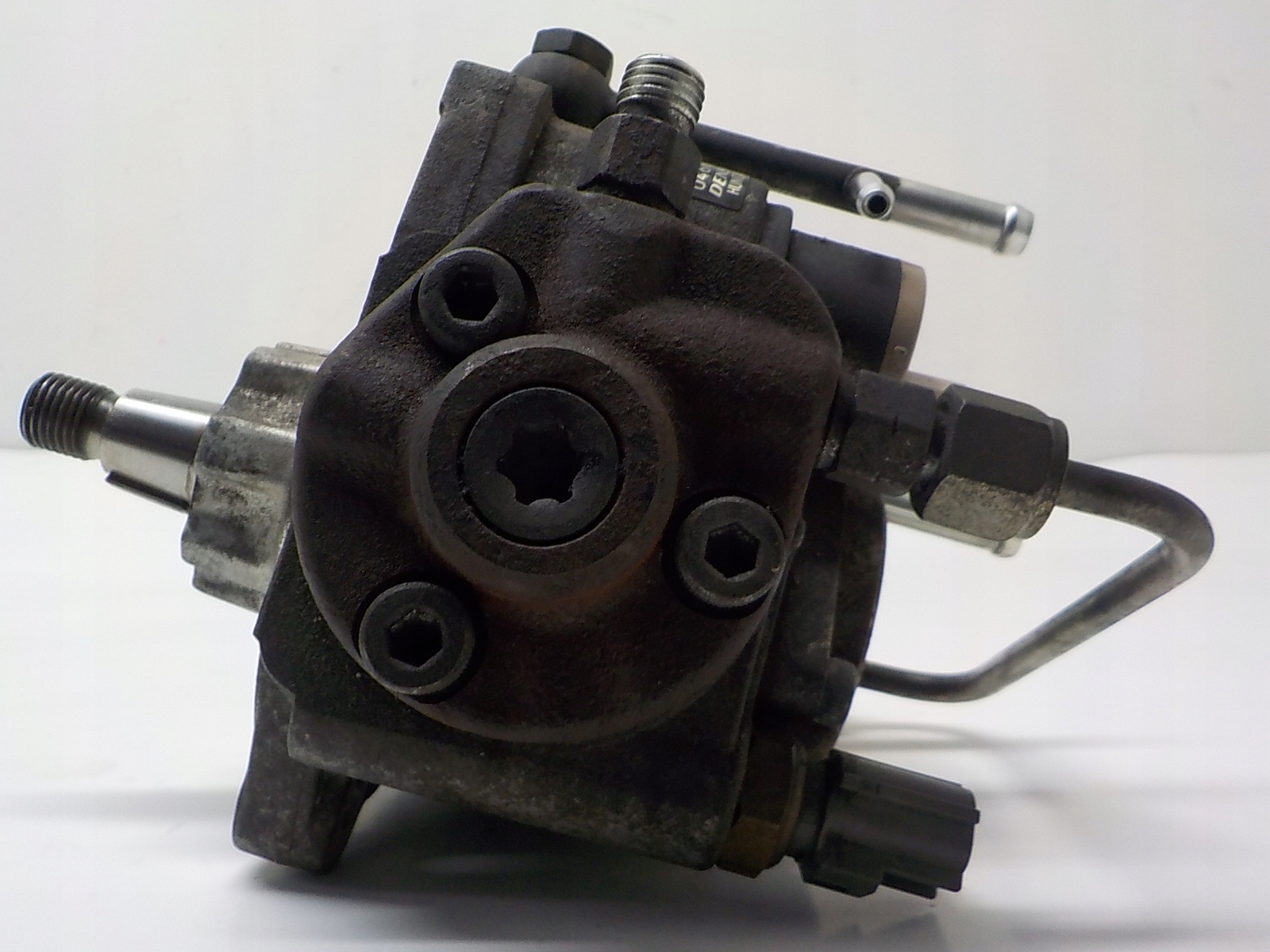OPEL 1.7 A17DTR Z17DTR injection pump 55581885