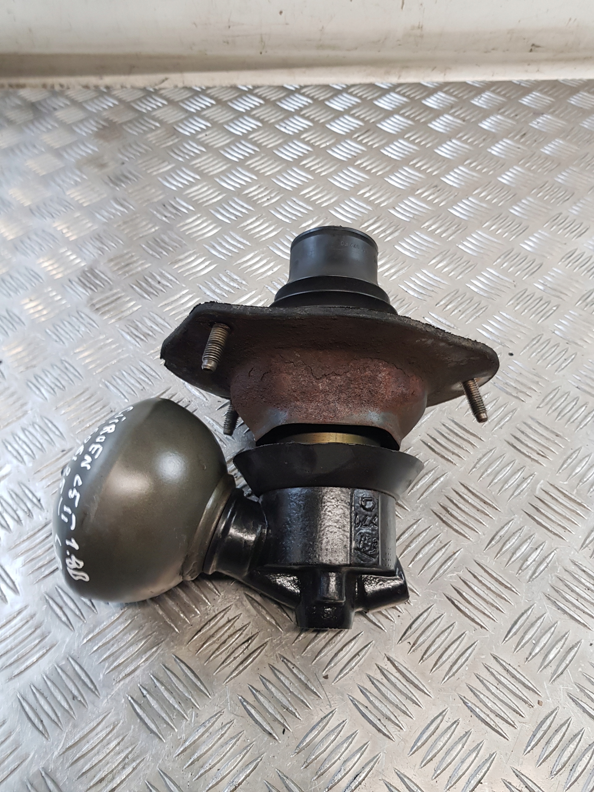 shock absorber HYDRAULICZNY GRUSZKA left front 9642090680 CITROEN C5 II 03R