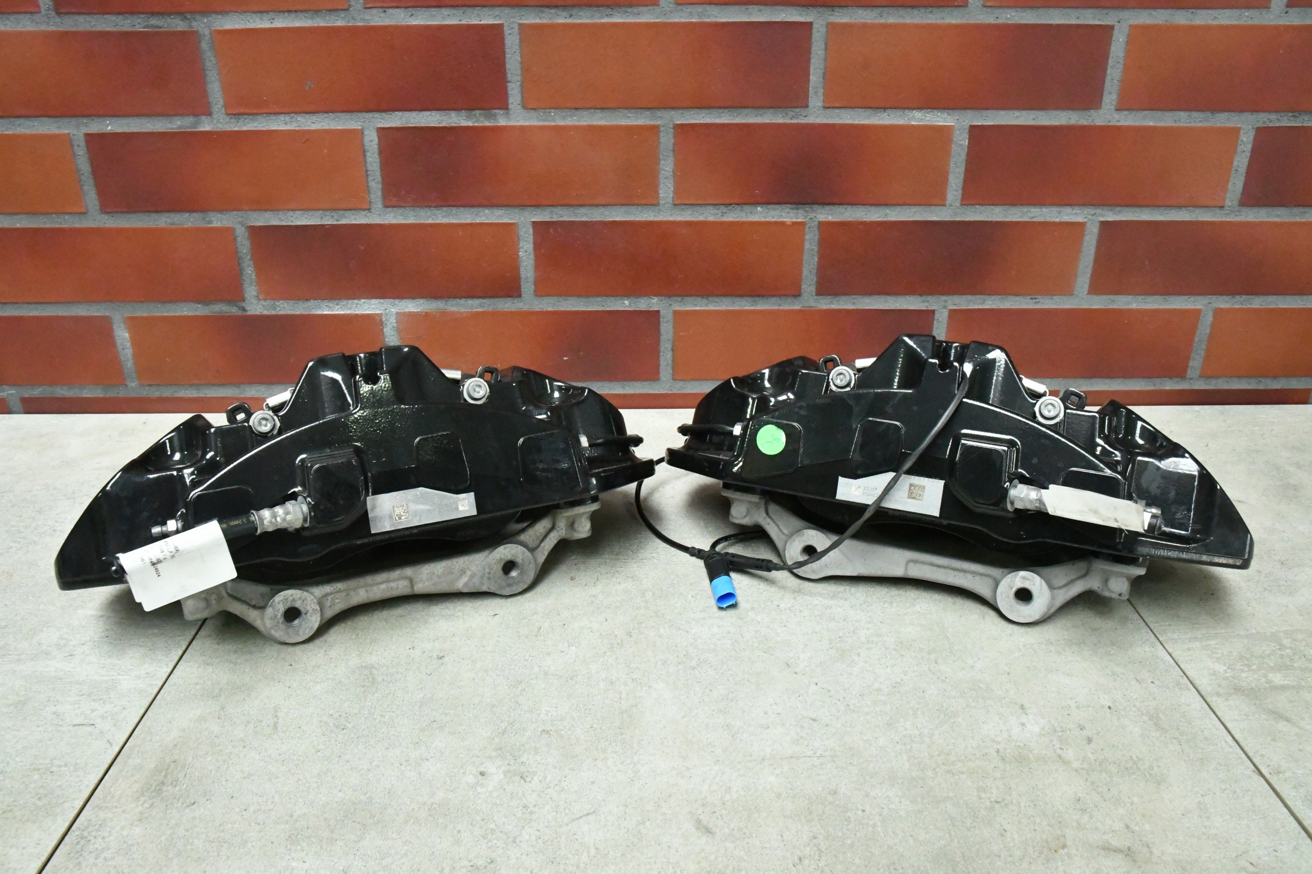 HAMULCE discs caliper BMW XM G09 m-packet 82km 420x40 black,