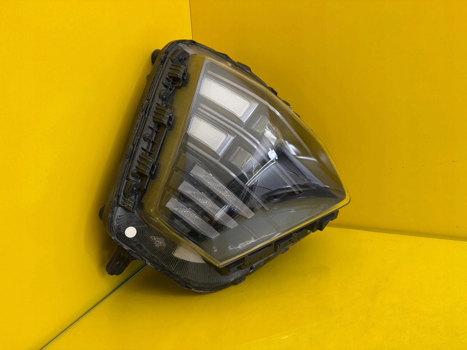 light right Hyundai Kona II 2023- Full Led 92102BE100