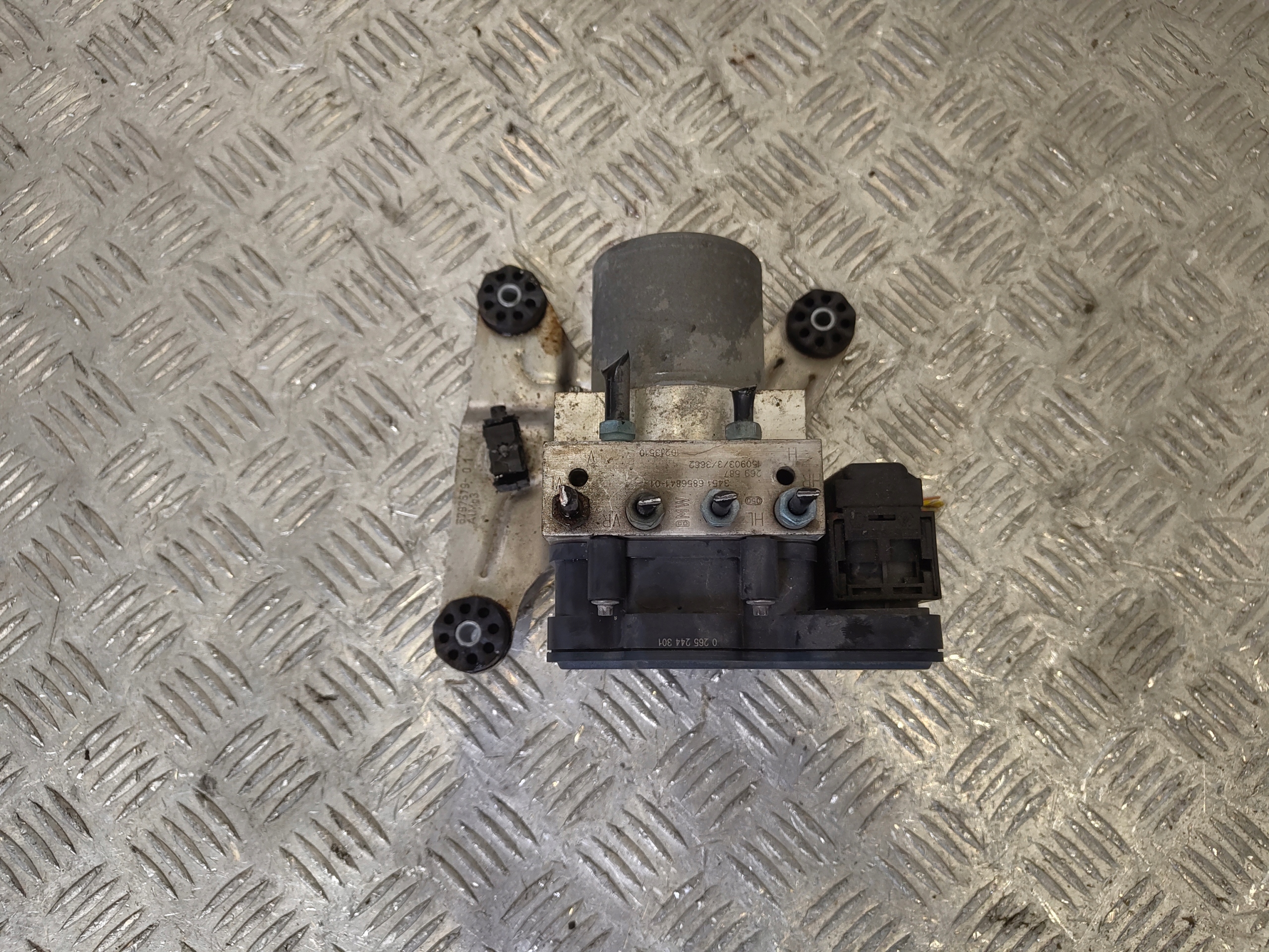 BMW 5 F10 F11 Pompa ABS 6868335