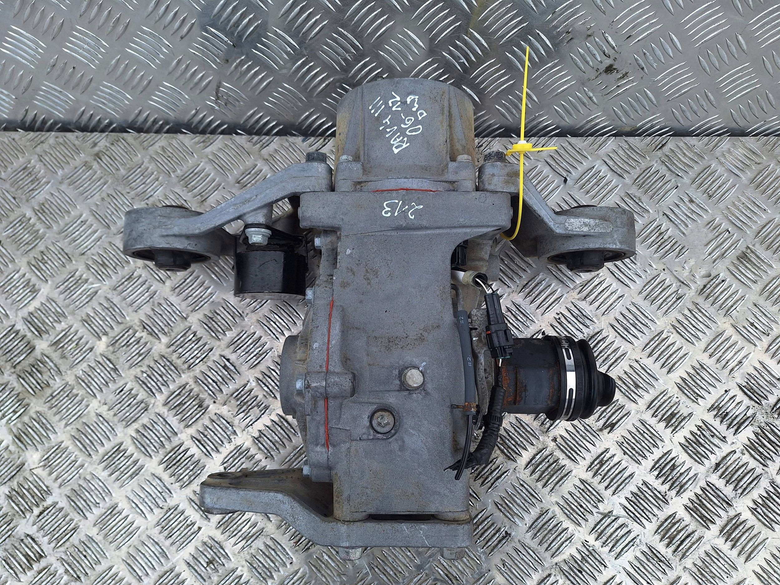 differenziale posteriore posteriore DIFFERENZIALE TOYOTA RAV4 III 06-12 2.2 D4D D-CAT