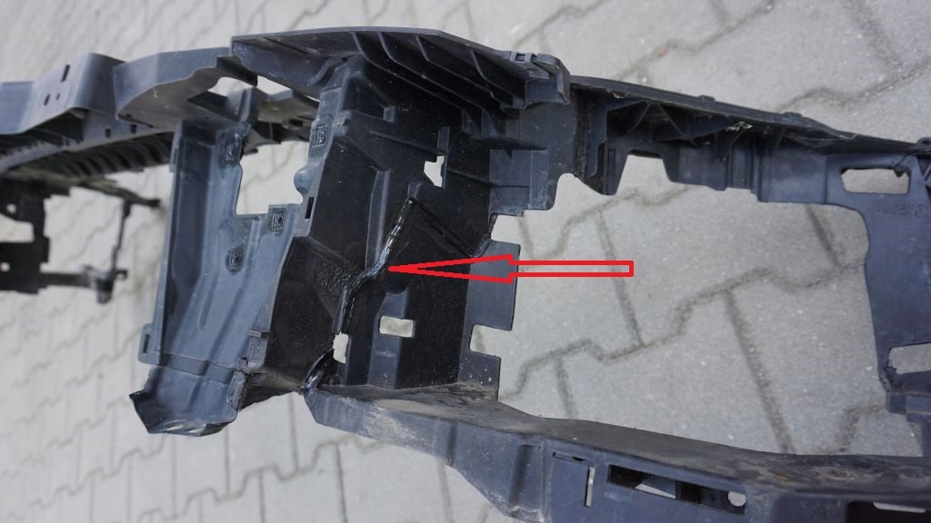 VOLVO S60 V60 CC - support panel for radiators pillar iron