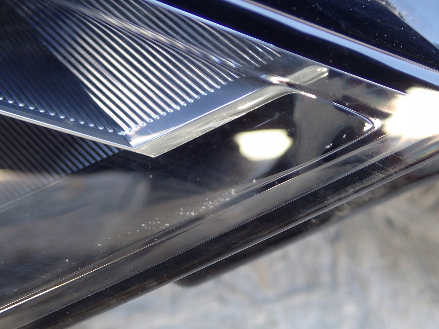 light right REFLEKTOR right SKODA KAROQ 57B941016A