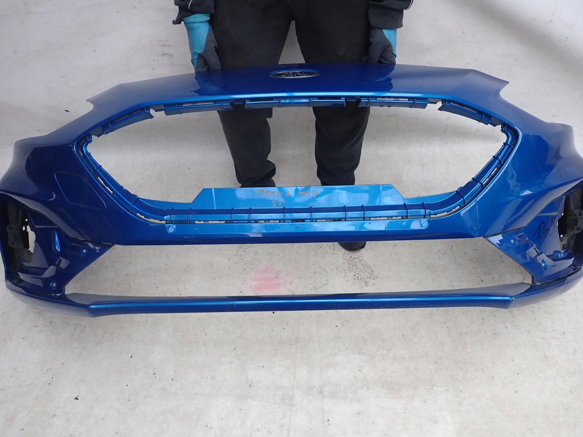 FORD FOCUS IV 4 MK4 ST LINE 18-21 bumper front front PDC