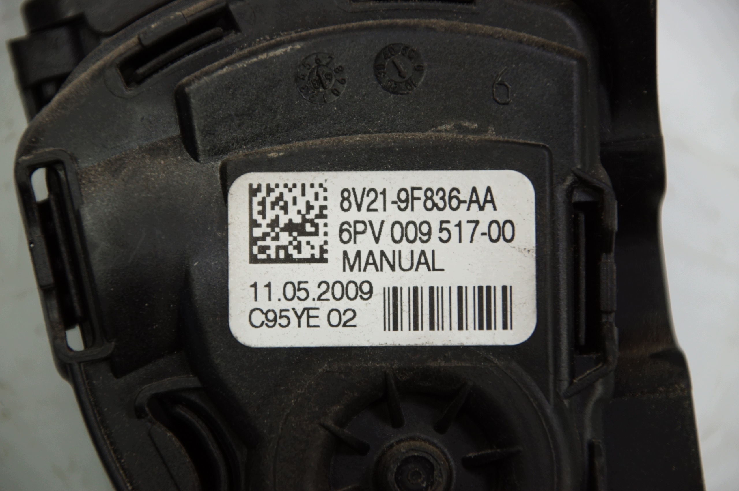PEDAL 8V21-9T836-AA FORD FIESTA MK7